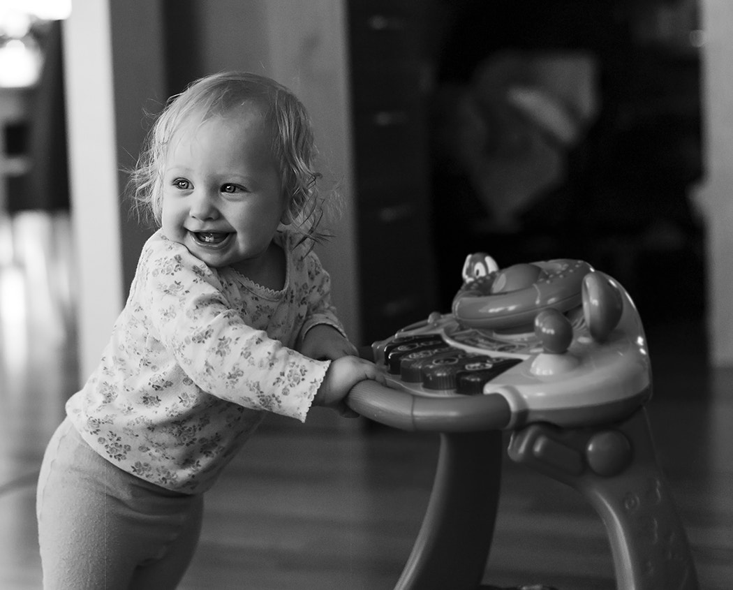 Leica M9 + Noctilux-M 50mm f/1 sample photo. Little ray of light! photography