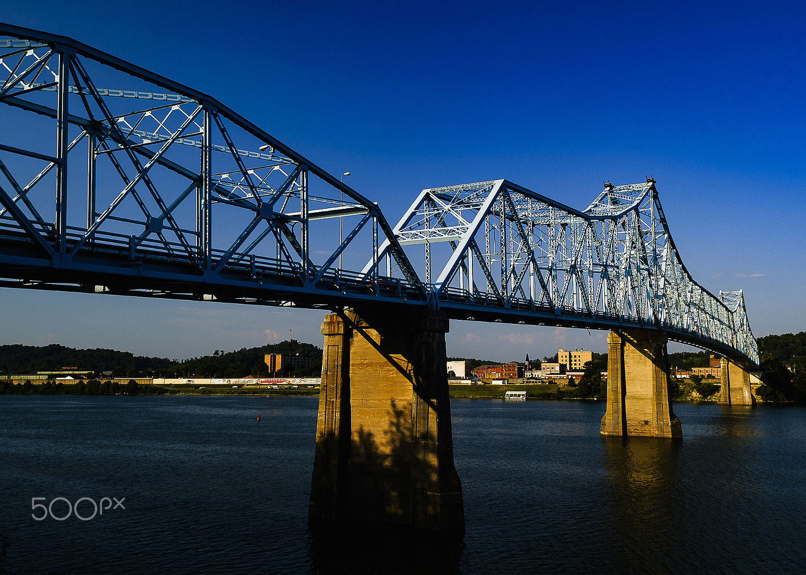 Nikon D70 + Nikon AF Nikkor 20mm F2.8D sample photo. Ironton-russell bridge photography