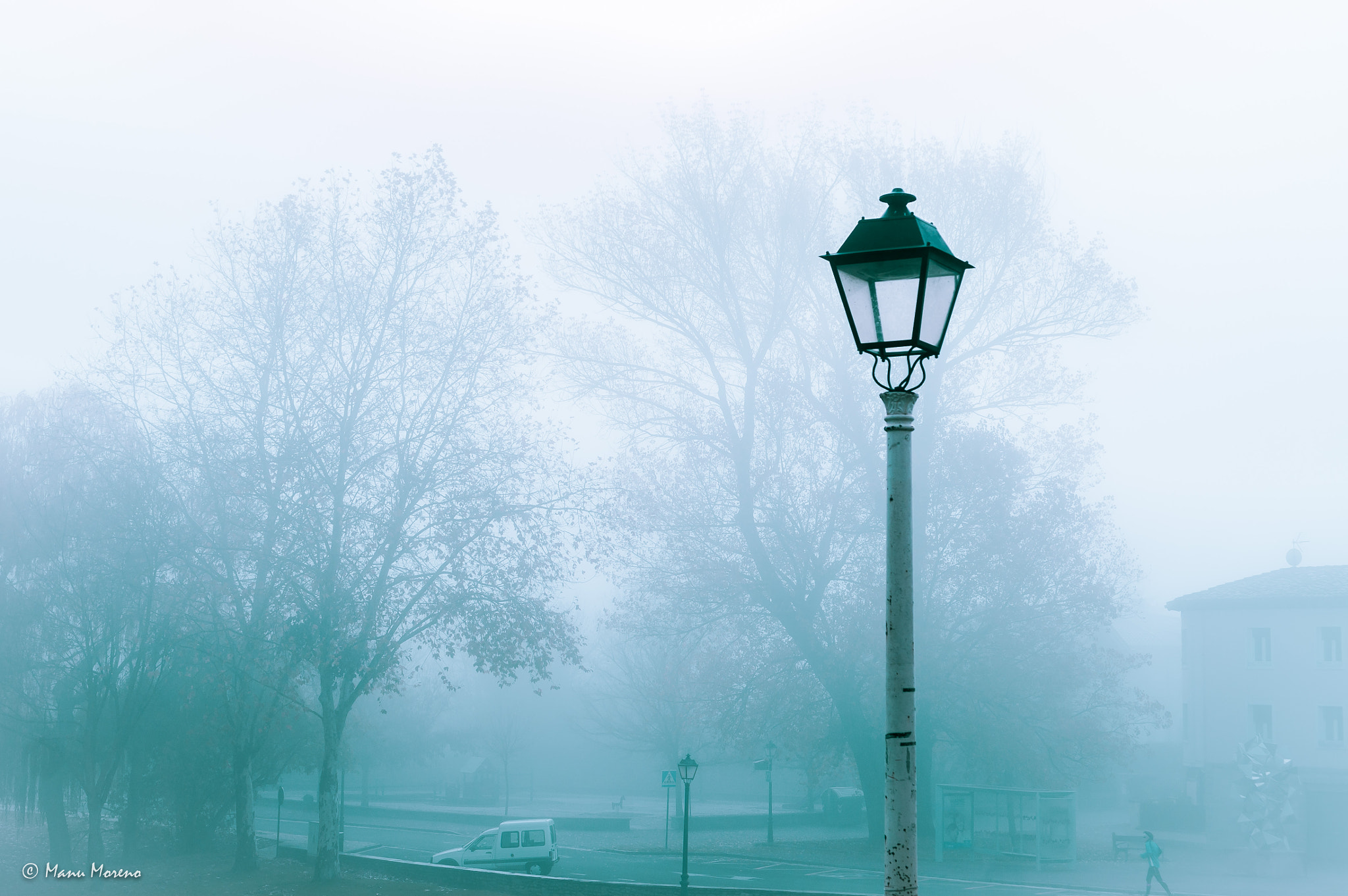 Sony Alpha NEX-F3 + Sony E 35mm F1.8 OSS sample photo. Niebla photography