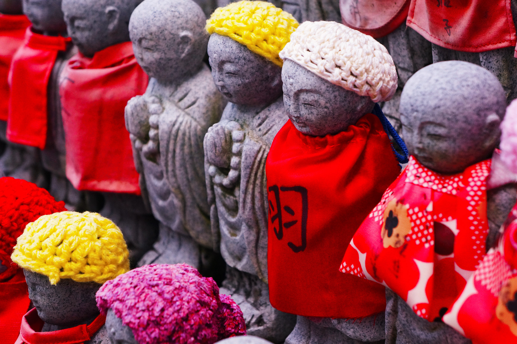 Sony E 18-55mm F3.5-5.6 OSS sample photo. Temple visit photography