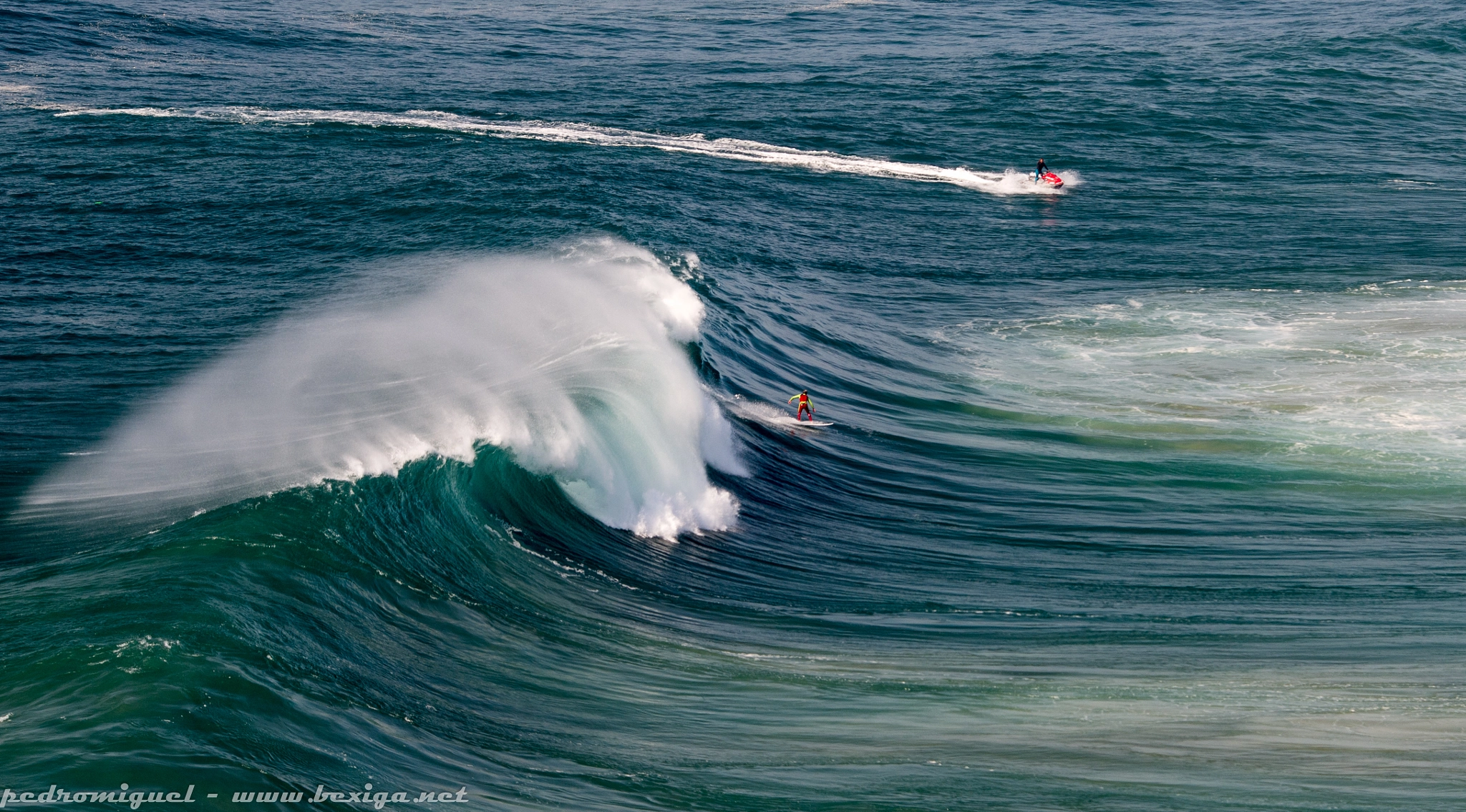 Sigma 120-400mm F4.5-5.6 DG OS HSM sample photo. Surfing - nazare, portugal photography