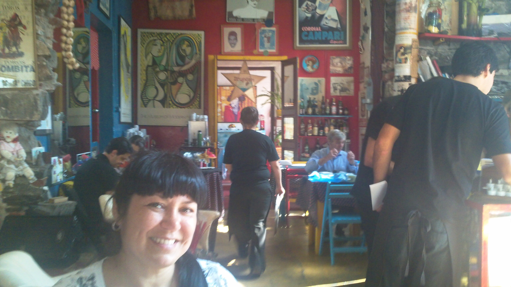 Kodak PLAYSPORT VIDEO CAMERA, ZX3 sample photo. Almorzando en colonia ,uruguay photography