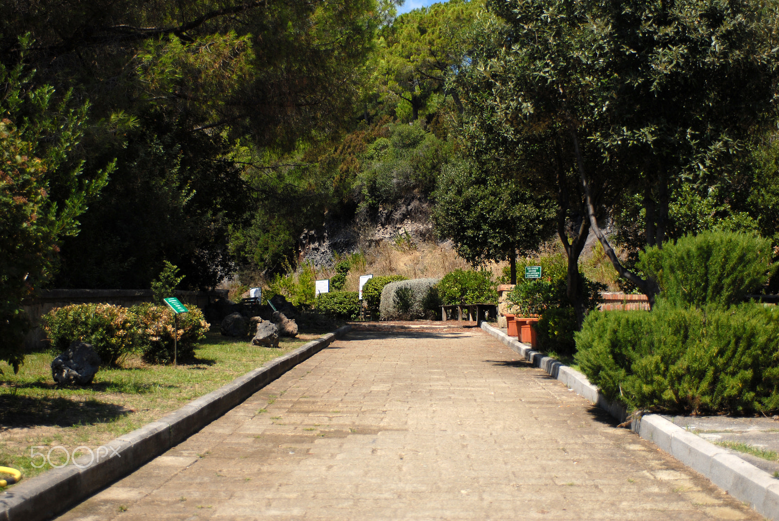 Nikon AF-S Nikkor 28-70mm F2.8 ED-IF sample photo. Pozzuoli photography