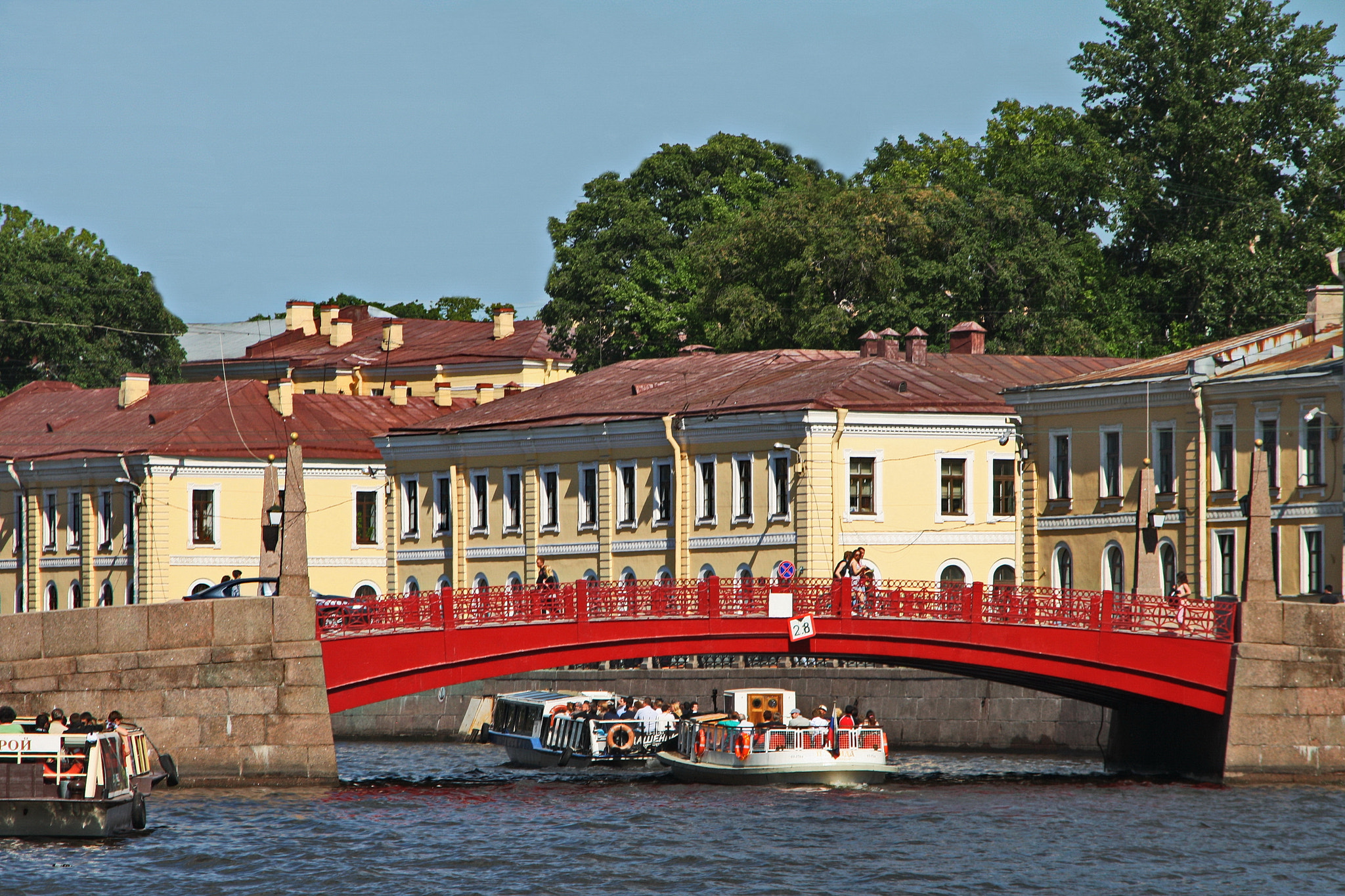 Sigma 18-125mm F3.8-5.6 DC OS HSM sample photo. Red bridge photography