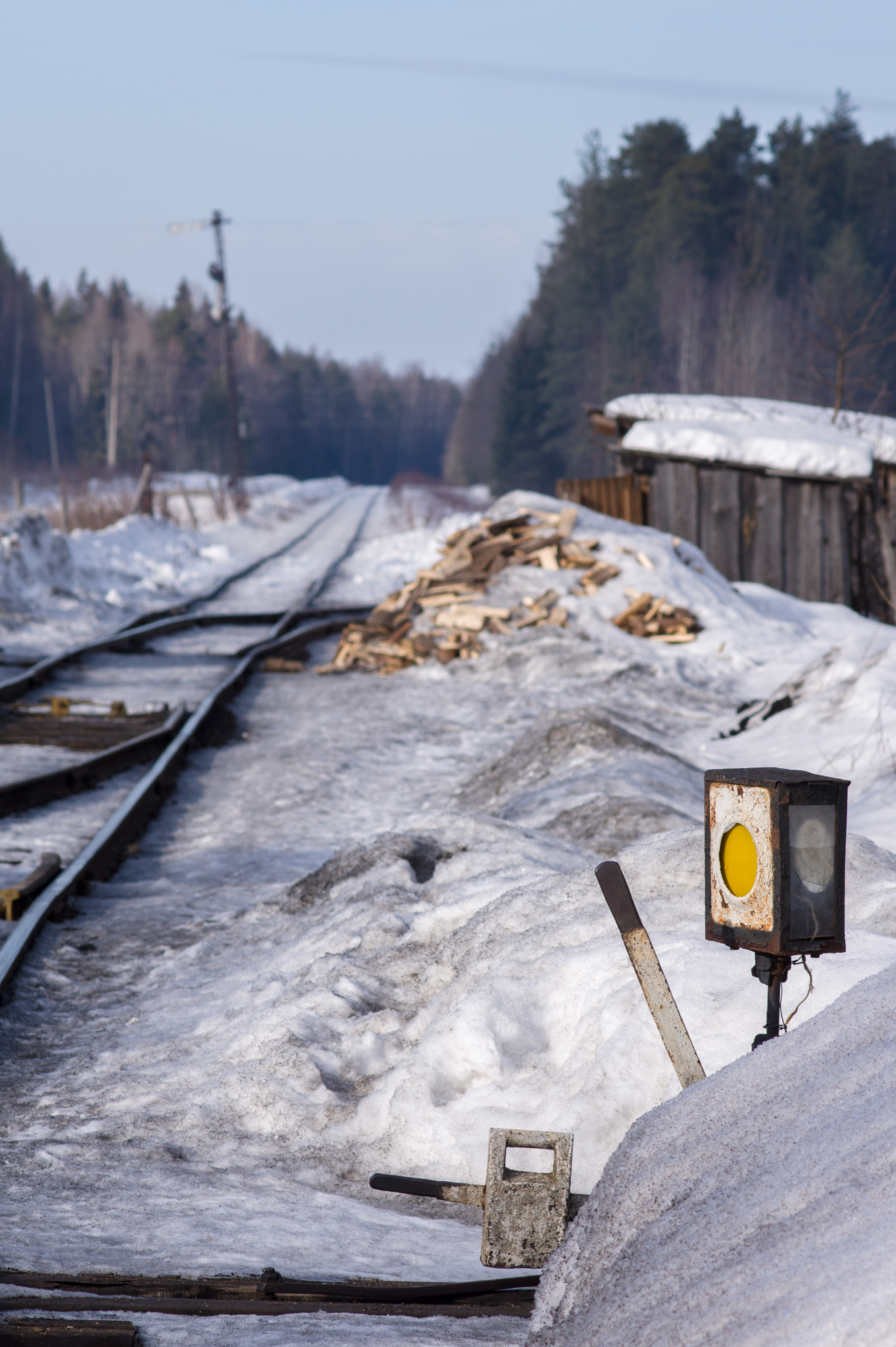 Pentax K-3 + smc PENTAX-F 135mm F2.8 [IF] sample photo. Old railway near kostroma photography