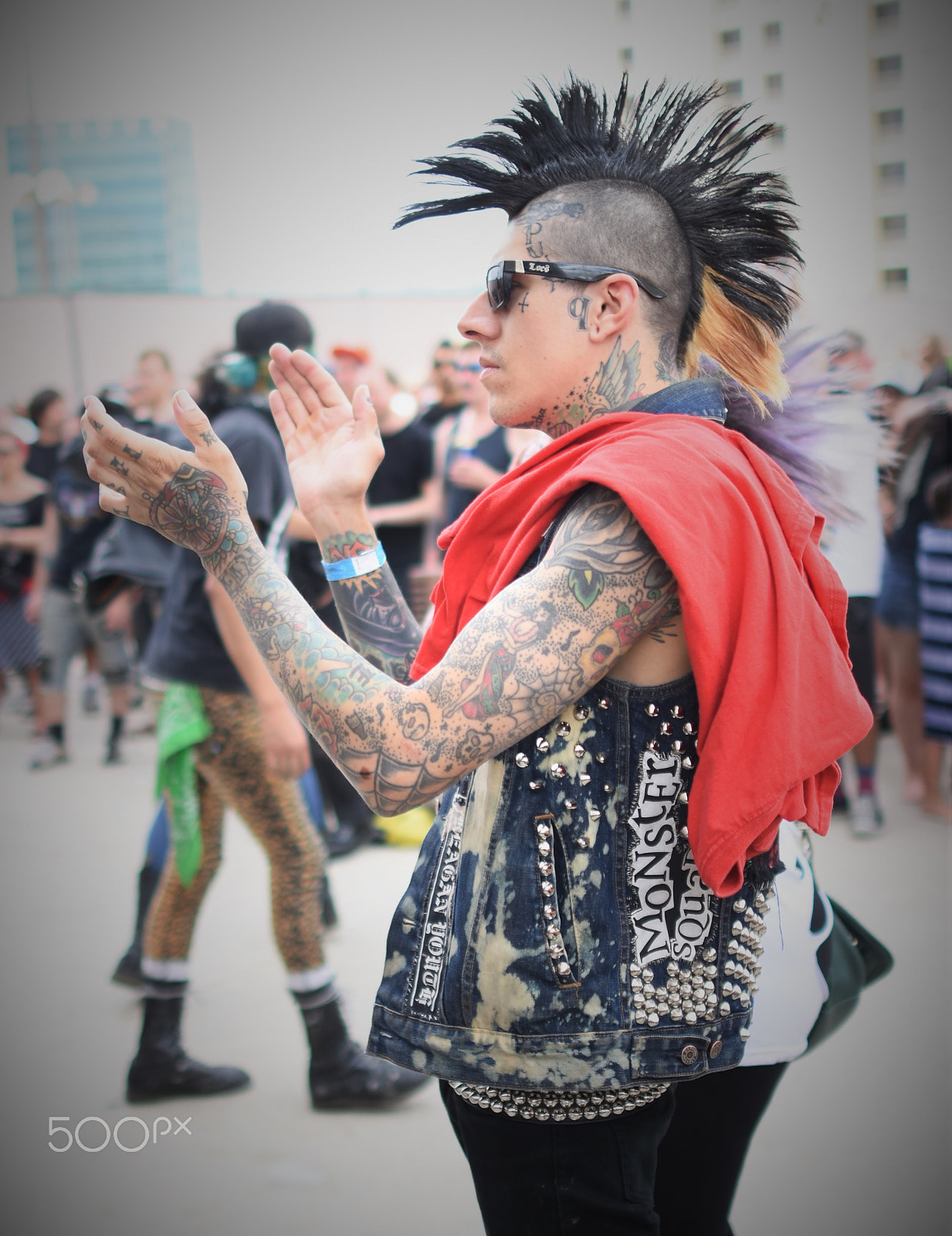 Nikon D7200 + Nikon AF-S Nikkor 24mm F1.4G ED sample photo. Punkrock bowling vegas photography