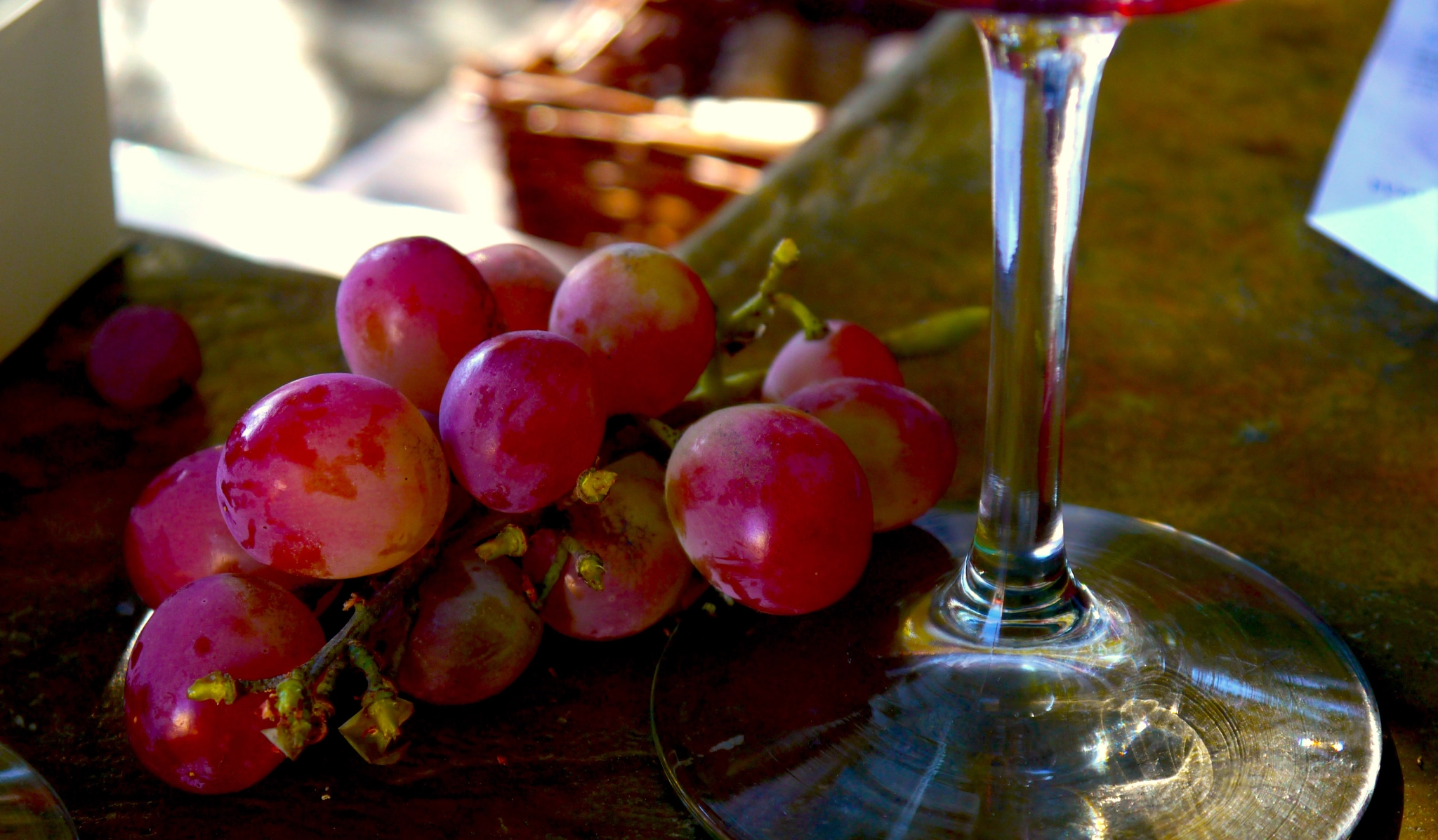 Panasonic Lumix DMC-GH2 sample photo. Grapes photography