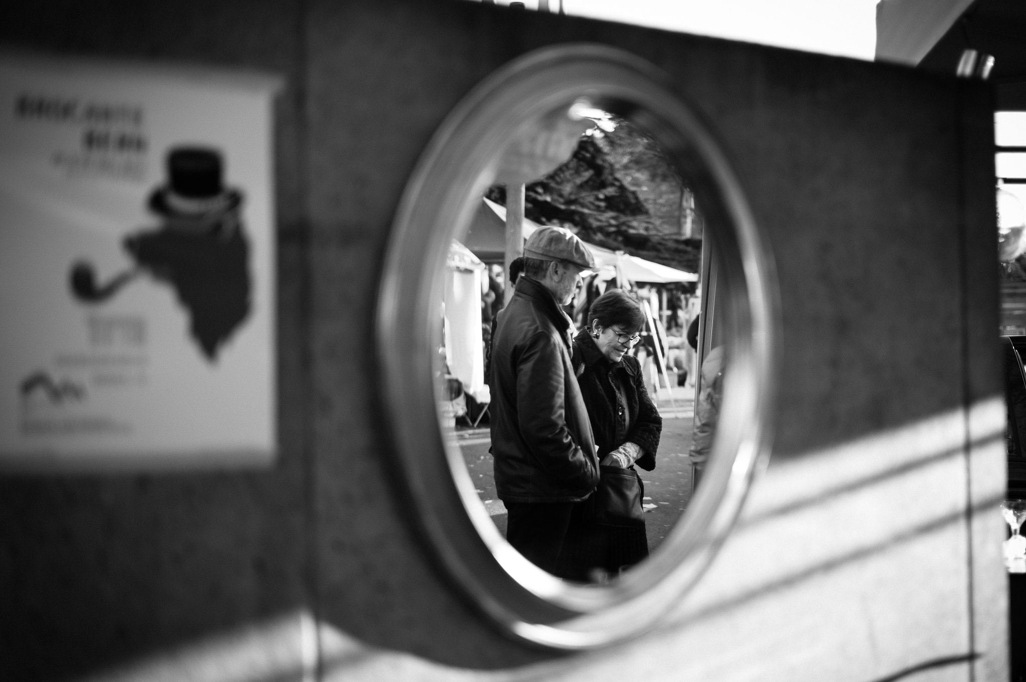 Leica Summilux-M 35mm F1.4 ASPH sample photo. Mirror photography