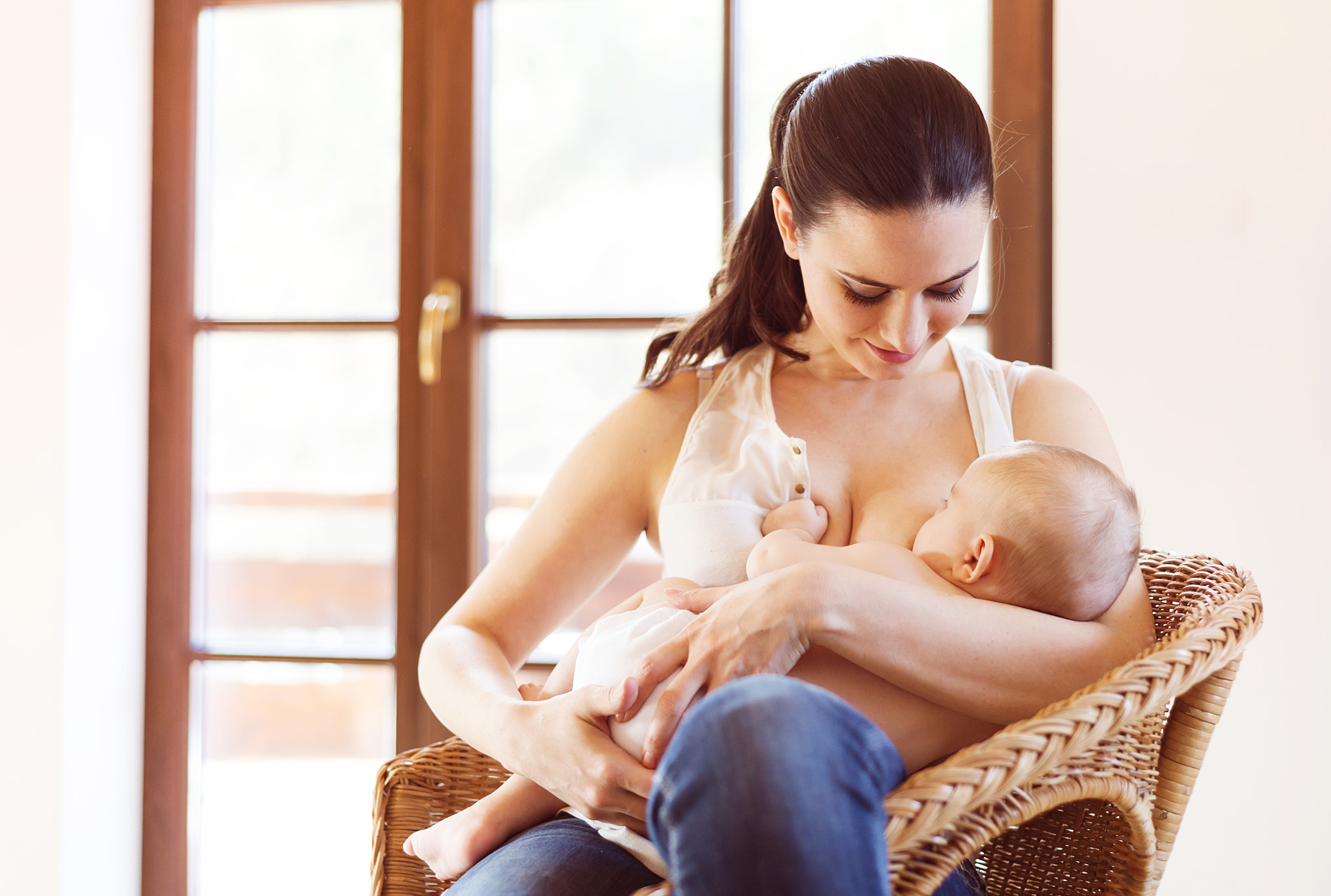 Nikon D4S + Nikon AF Nikkor 50mm F1.8D sample photo. Mother breastfeeding her baby photography