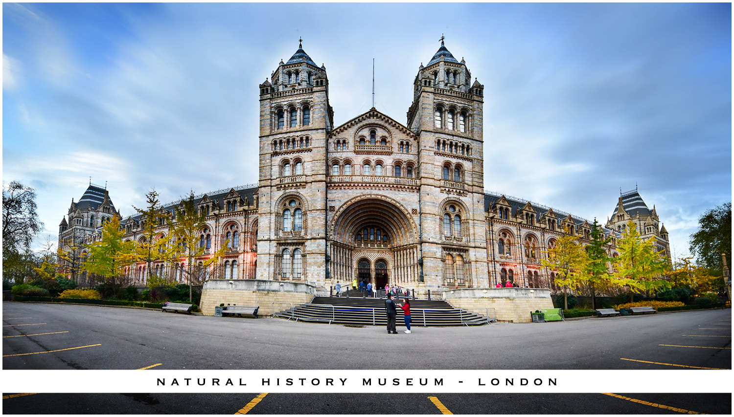 Sigma 12-24mm F4.5-5.6 EX DG Aspherical HSM sample photo. Natural history museum photography