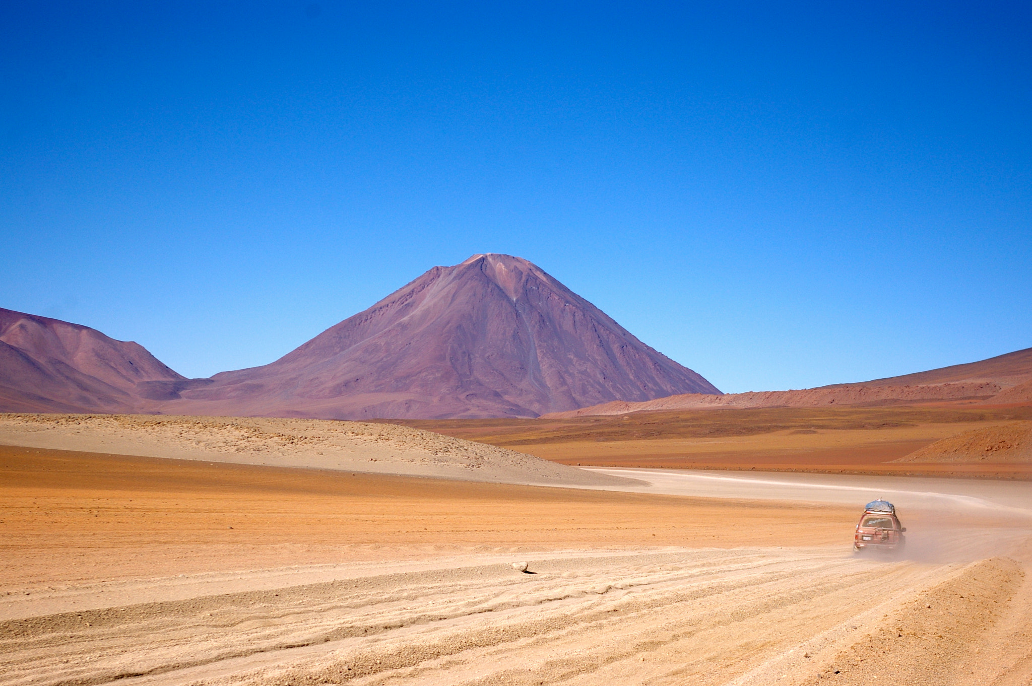 Pentax K110D sample photo. Otro planeta photography