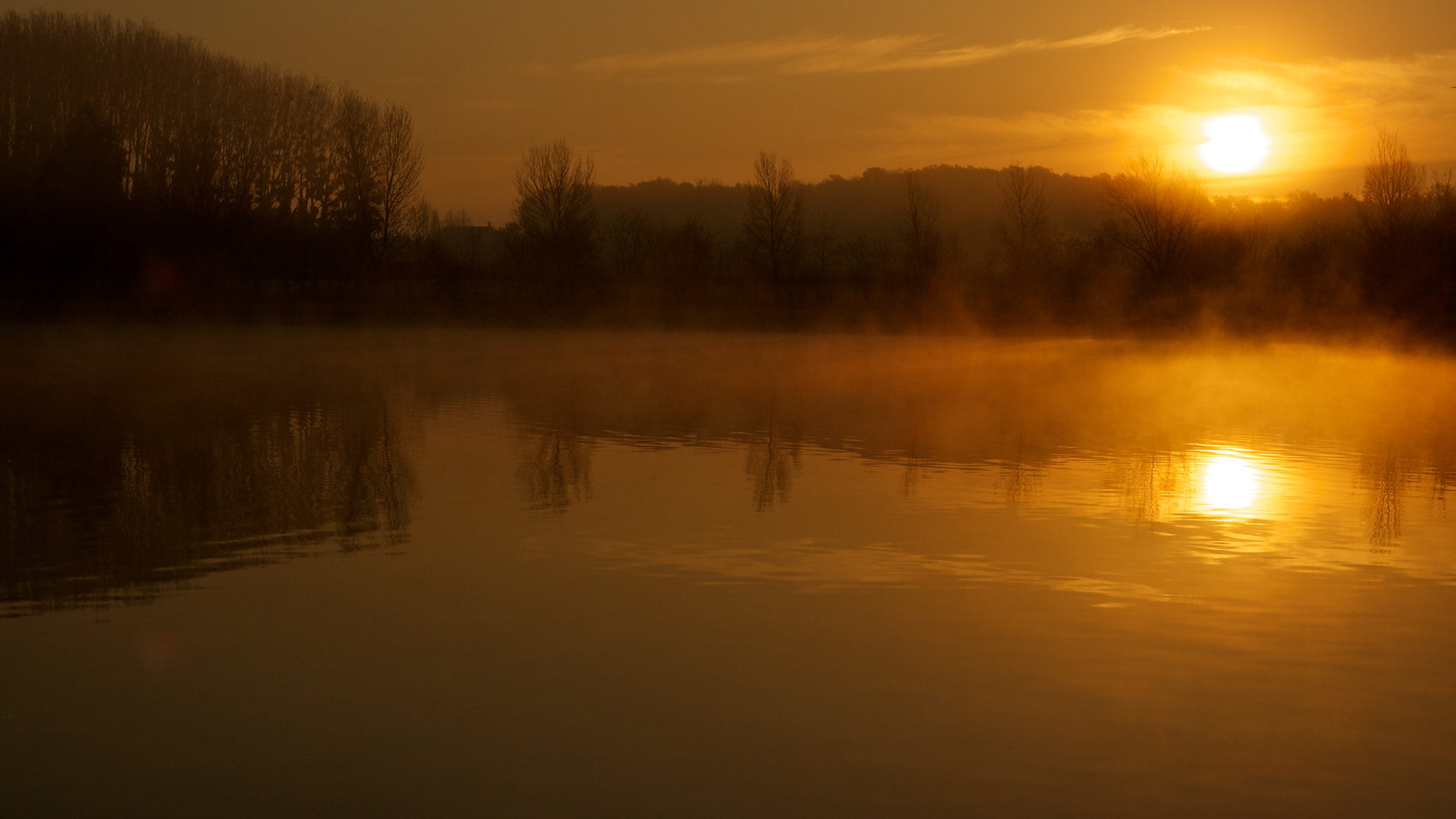 Sigma 17-70mm F2.8-4 DC Macro OS HSM sample photo. Yellow sunsrise photography