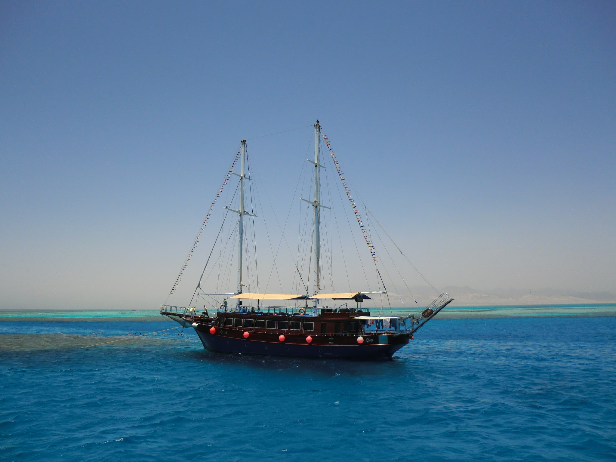 CASIO EX-Z800 sample photo. Sailing_ship.jpg photography