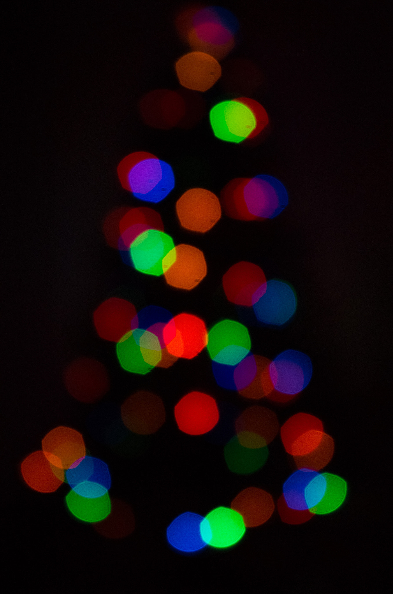 Pentax smc DA 18-55mm F3.5-5.6 AL sample photo. Christmaslights photography