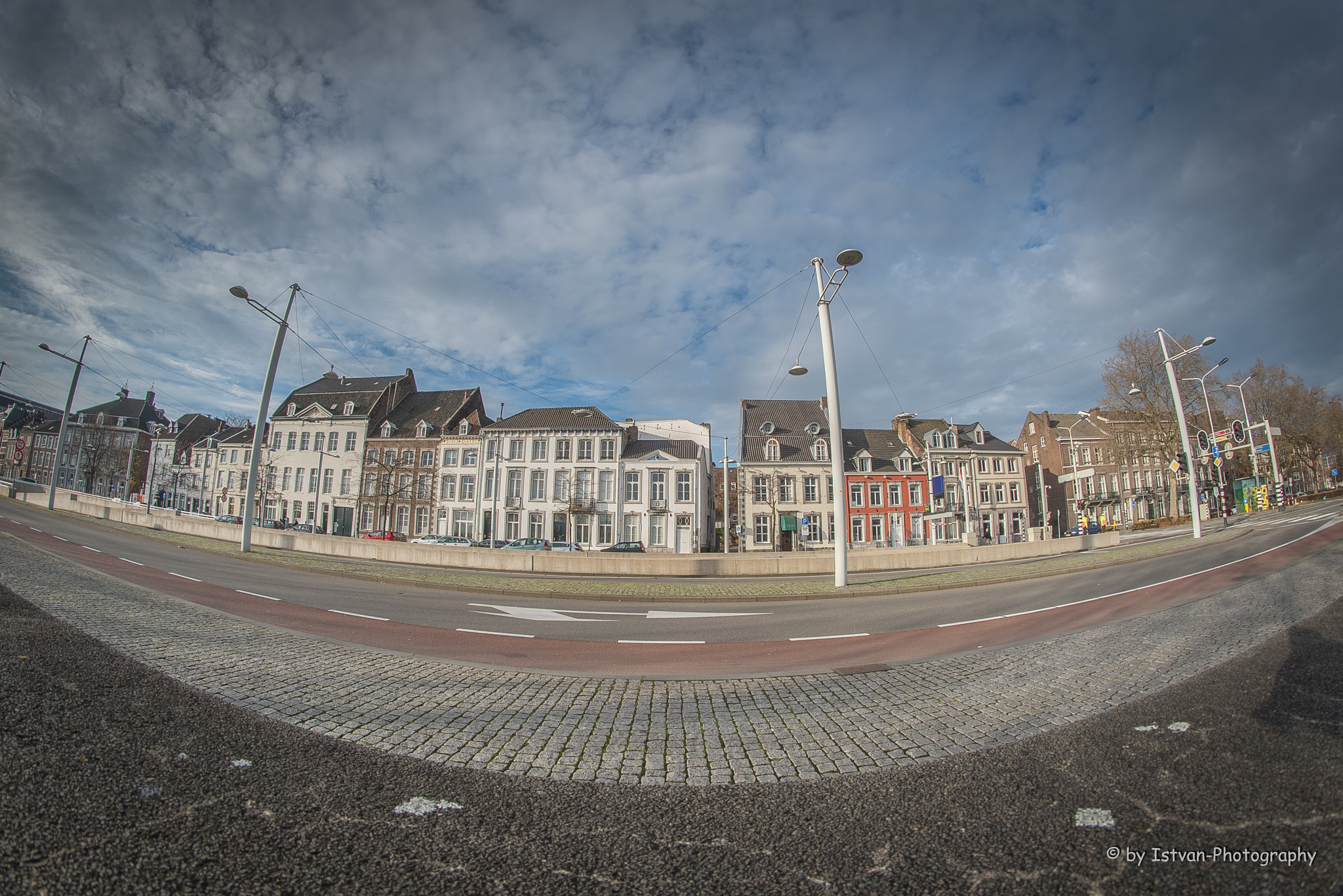 Nikon D750 + Samyang 8mm F3.5 Aspherical IF MC Fisheye sample photo. Maastricht photography