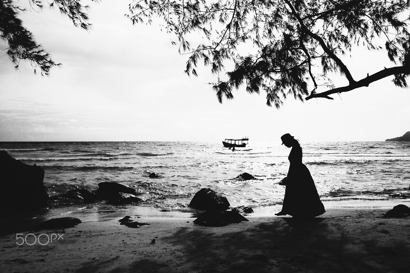 Sony Xperia ZR sample photo. Lady silhouette photography