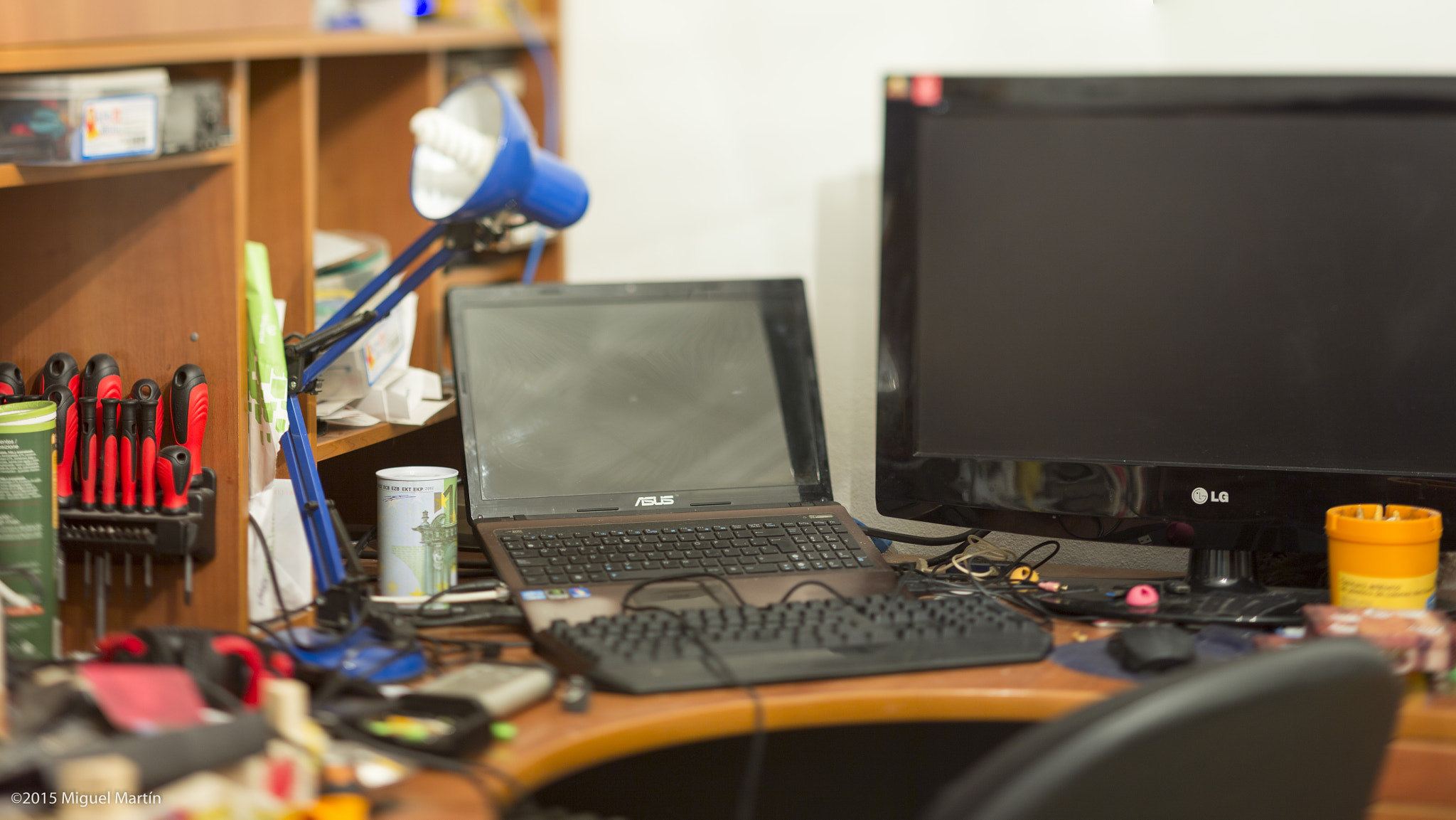 Canon EOS 60D + Canon TS-E 90mm F2.8 Tilt-Shift sample photo. Miniature caos photography
