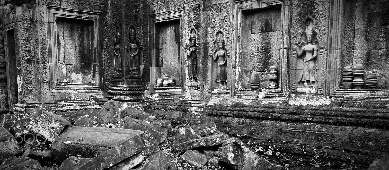 Pentax K20D sample photo. Traces of history photography