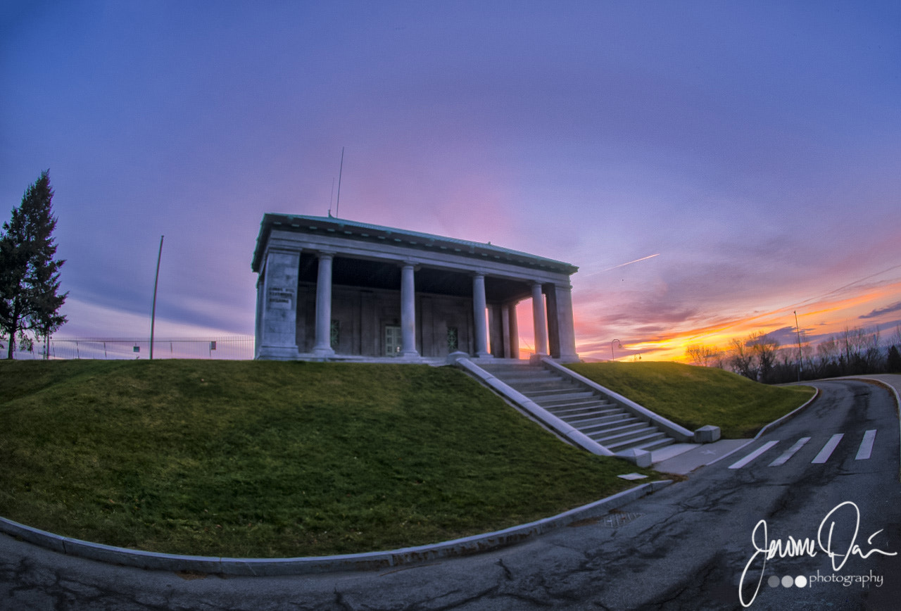 Canon EF 15mm F2.8 Fisheye sample photo. Sunrise over cobbs hill photography