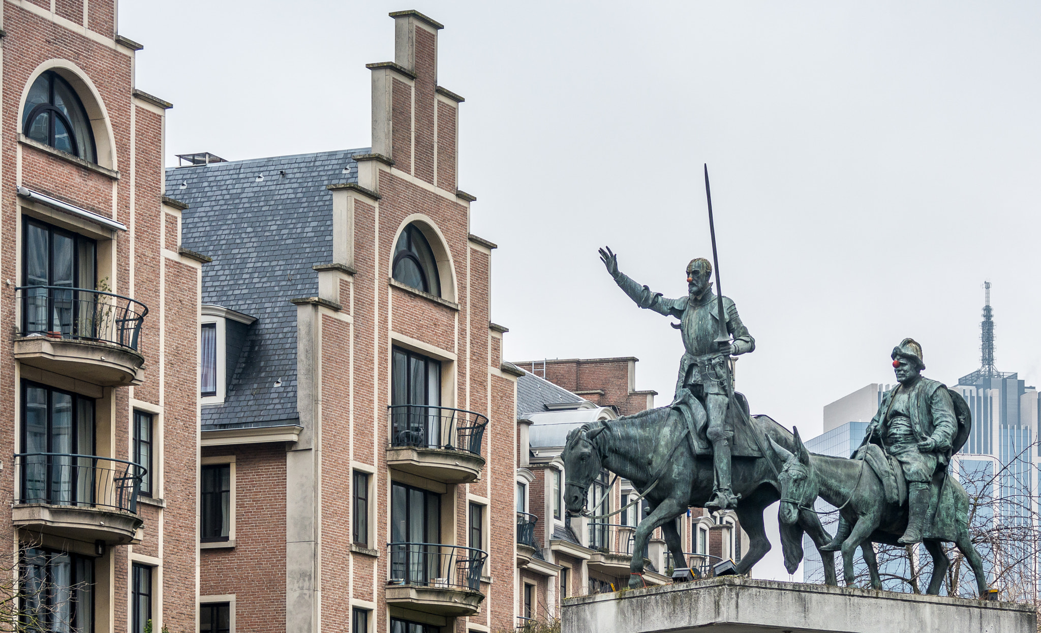 AF Zoom-Nikkor 28-80mm f/3.3-5.6G sample photo. Historic images of the city photography
