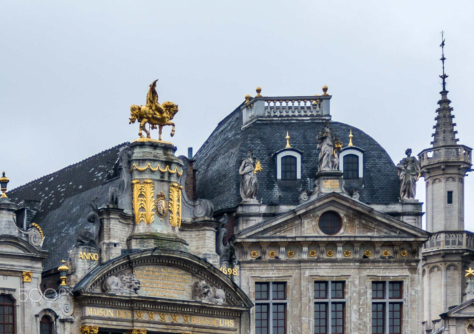 AF Zoom-Nikkor 28-80mm f/3.3-5.6G sample photo. Brussels historic building style. photography