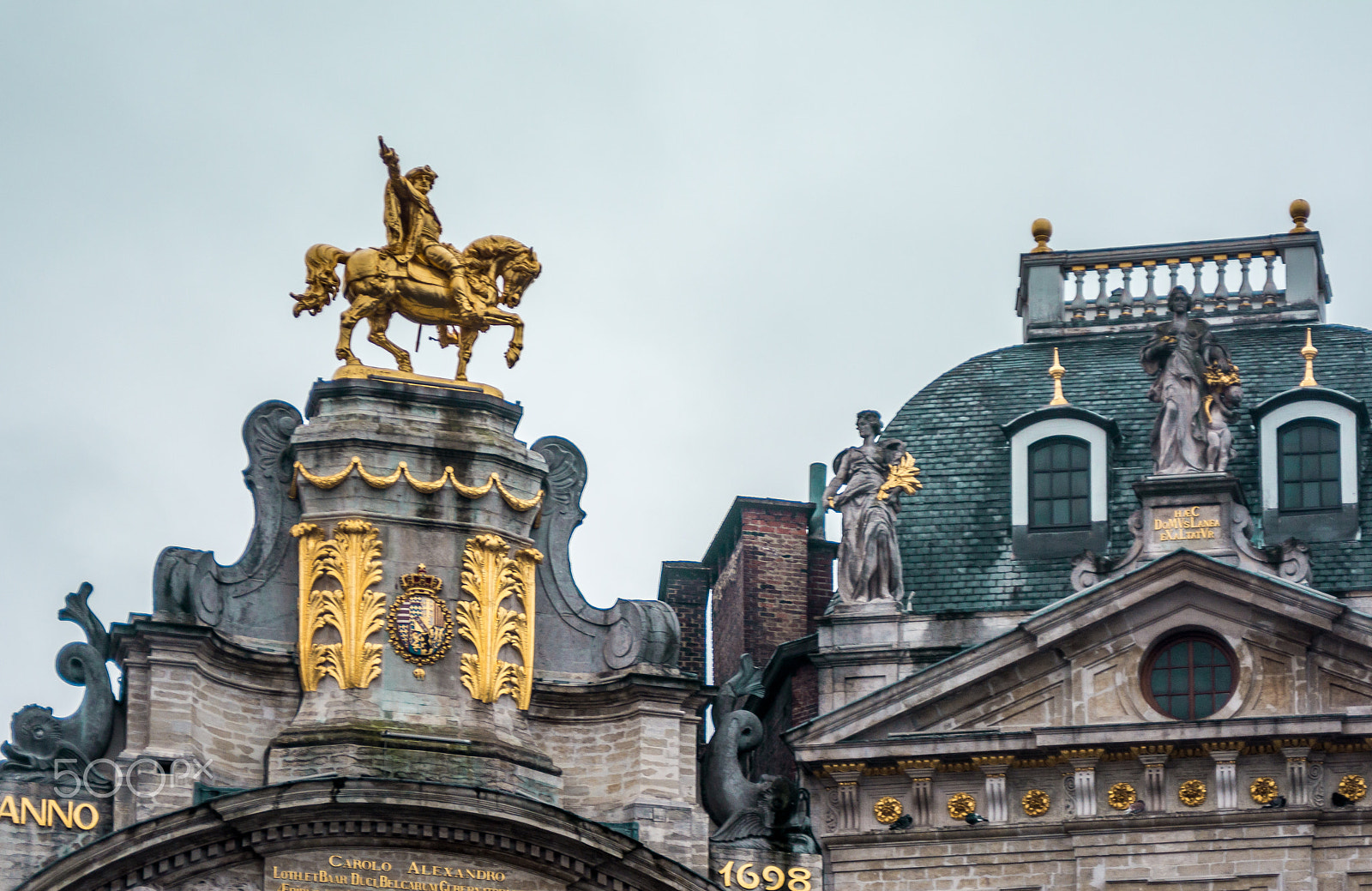 AF Zoom-Nikkor 28-80mm f/3.3-5.6G sample photo. Brussels historic building style. photography