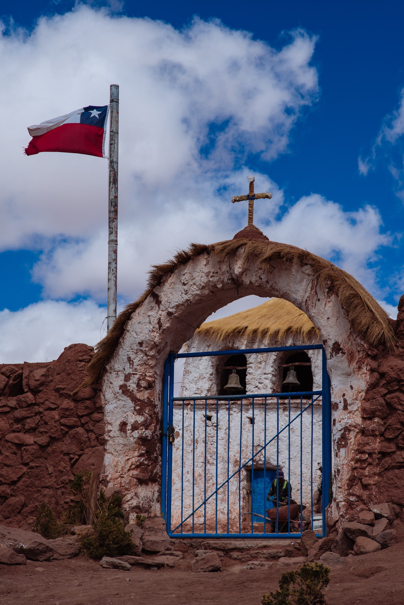 Leica M (Typ 240) + Leica Summarit-M 90mm F2.5 sample photo. Chilean church photography