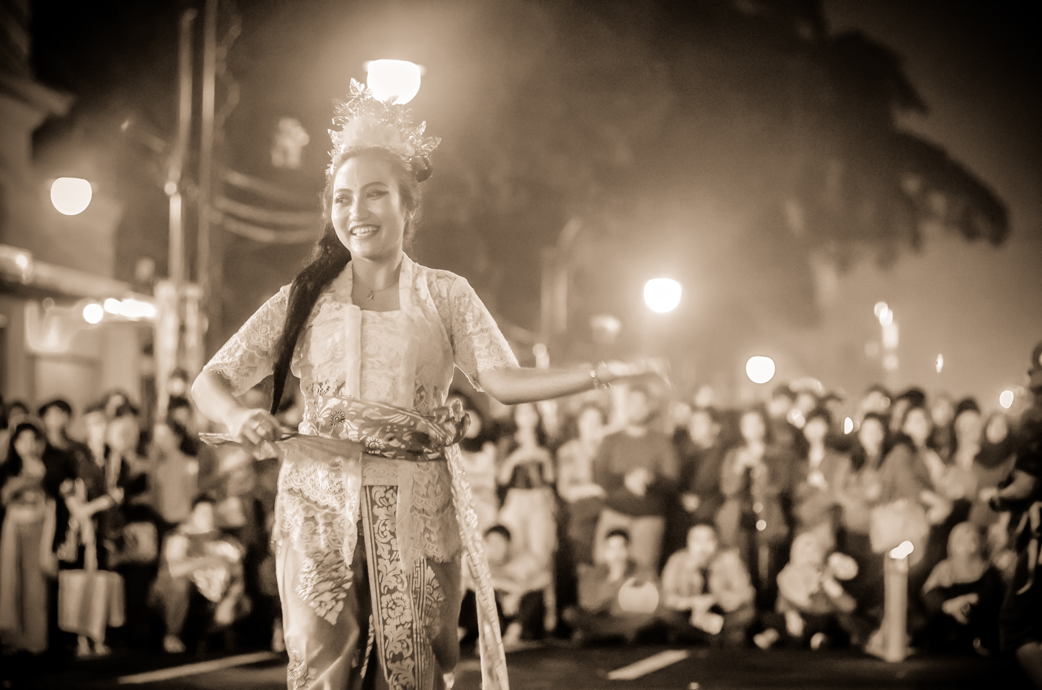 Pentax smc FA 77mm 1.8 Limited sample photo. Bali dancing photography