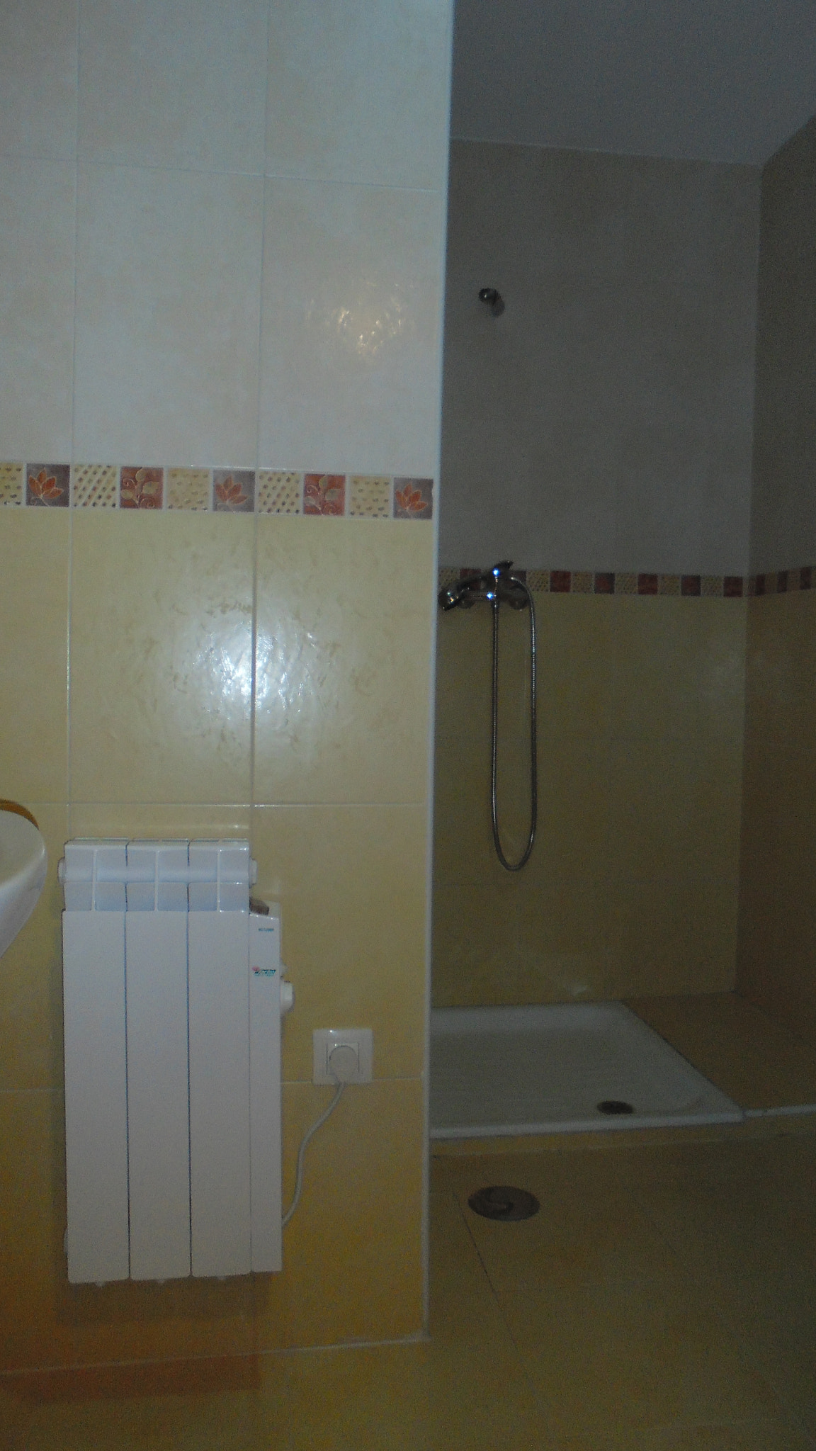 Sony DSC-W670 sample photo. Duplex for sale. spain photography