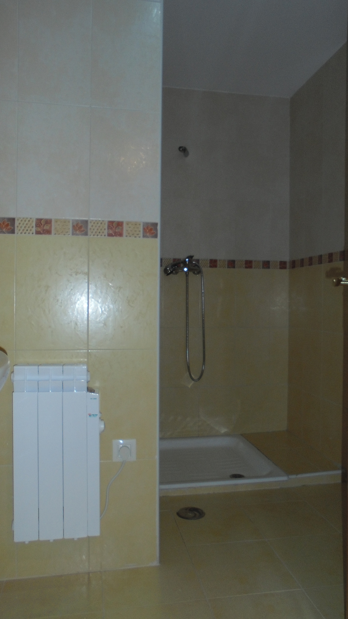 Sony DSC-W670 sample photo. Duplex for sale. spain photography