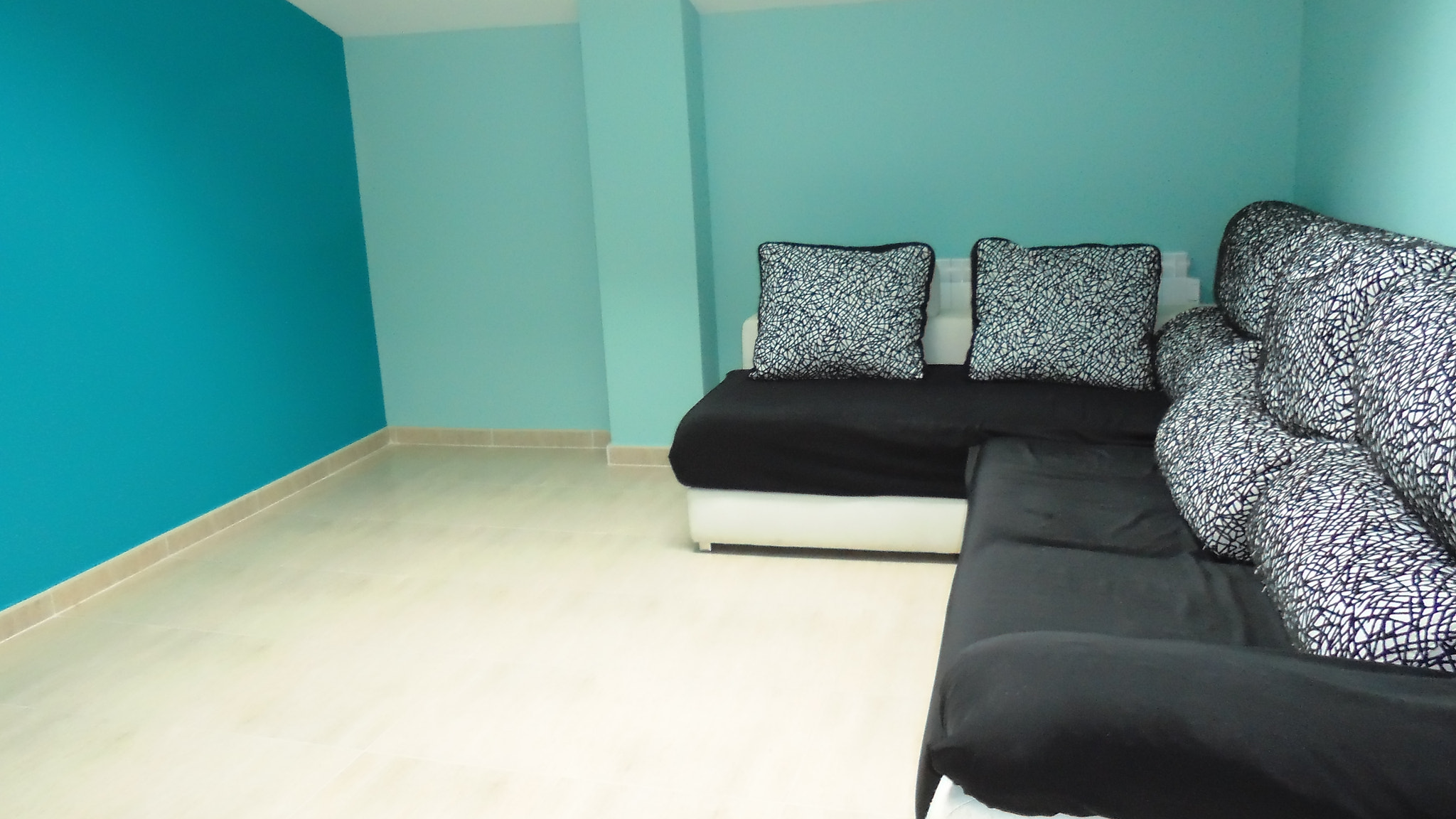Sony DSC-W670 sample photo. Duplex for sale. spain photography