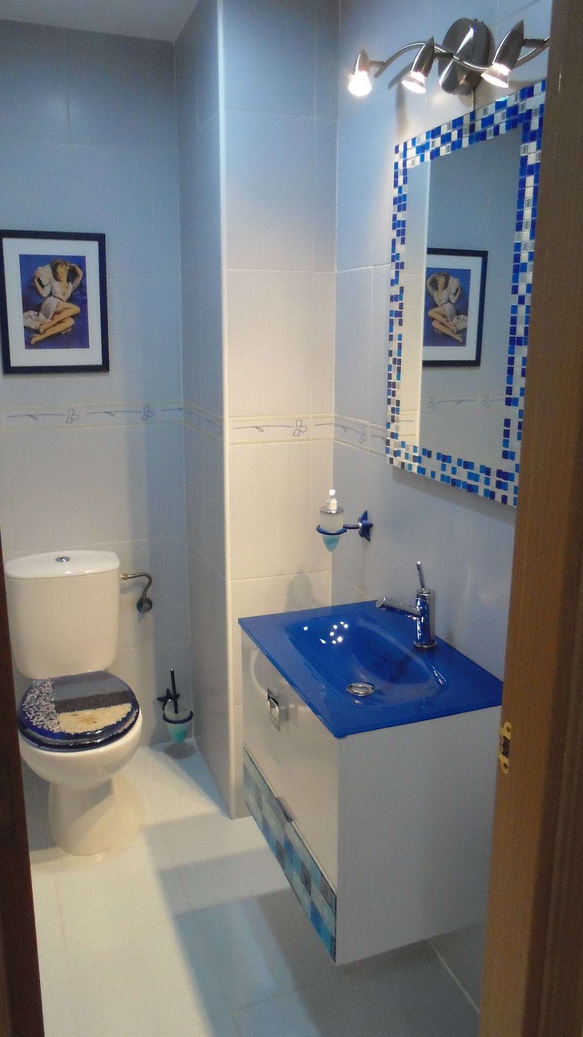 Sony DSC-W670 sample photo. Duplex for sale. spain photography