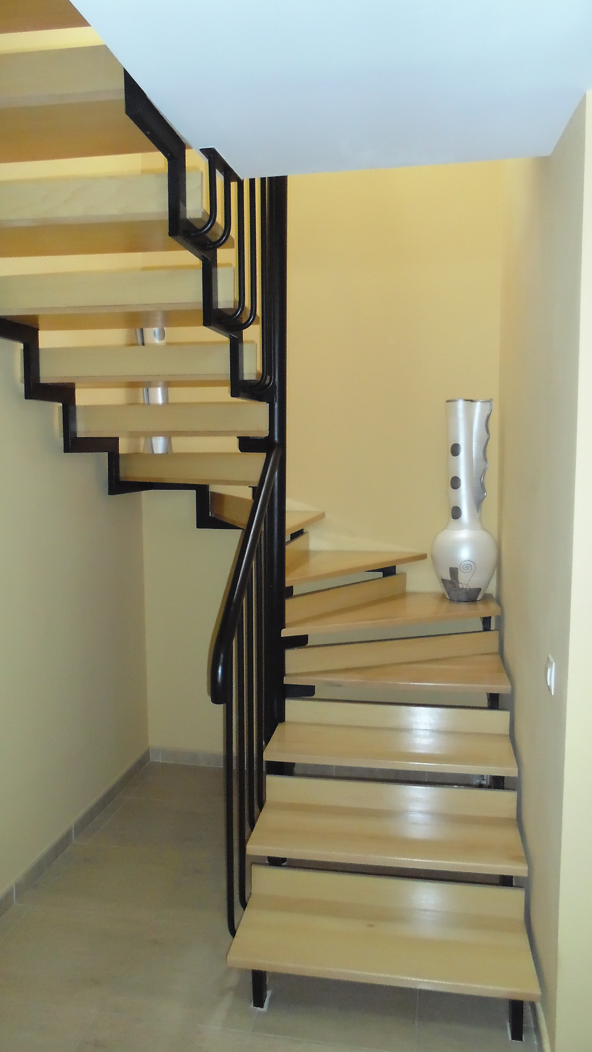 Sony DSC-W670 sample photo. Duplex for sale. spain photography
