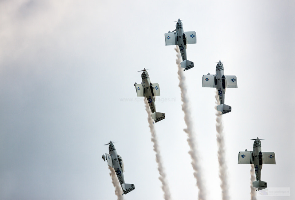 Canon EOS 50D + Canon EF 200mm F2.8L II USM sample photo. Team raven formation photography