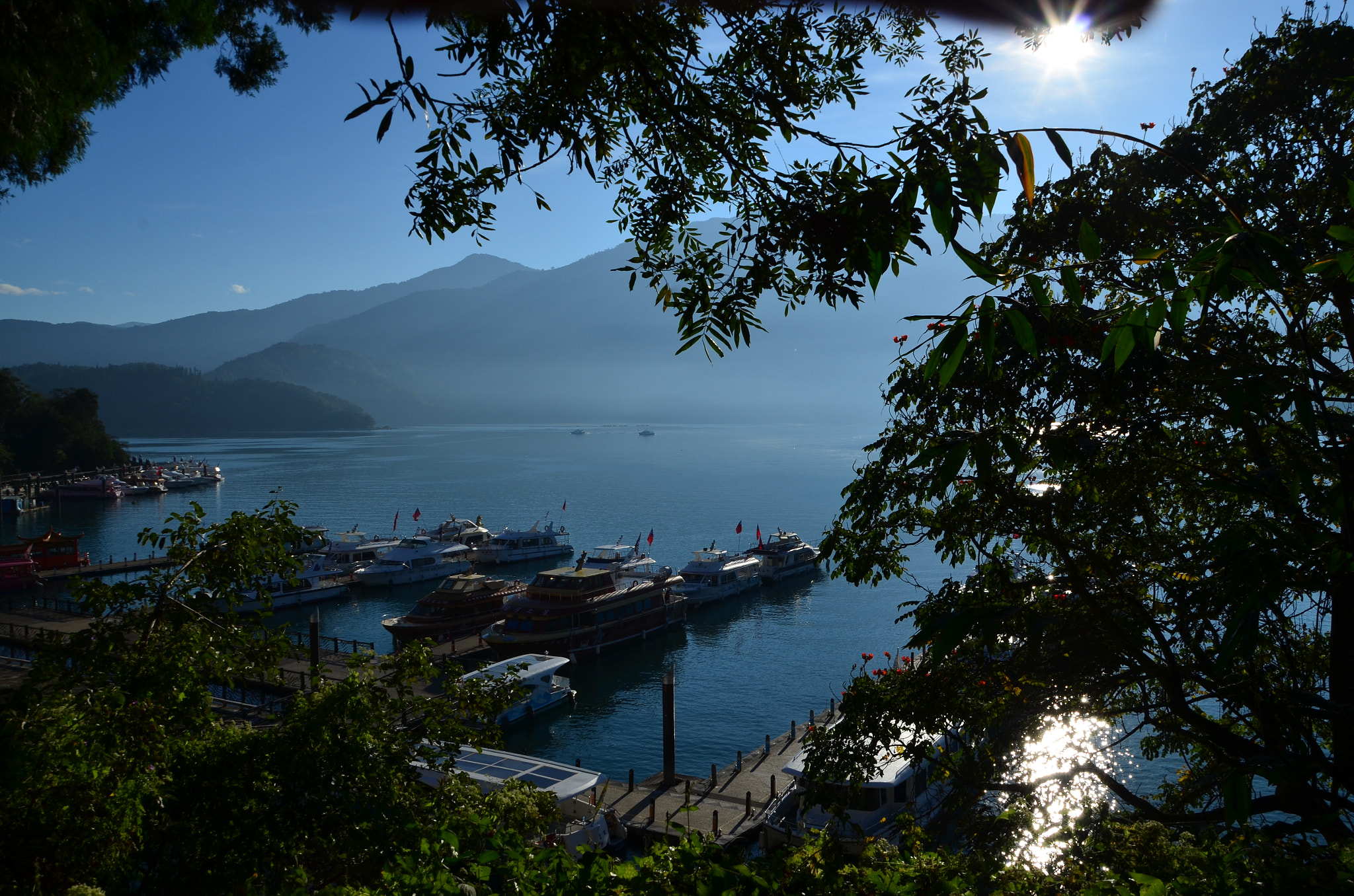 Sigma 18-200mm F3.5-6.3 DC OS HSM sample photo. Sun moon lake photography
