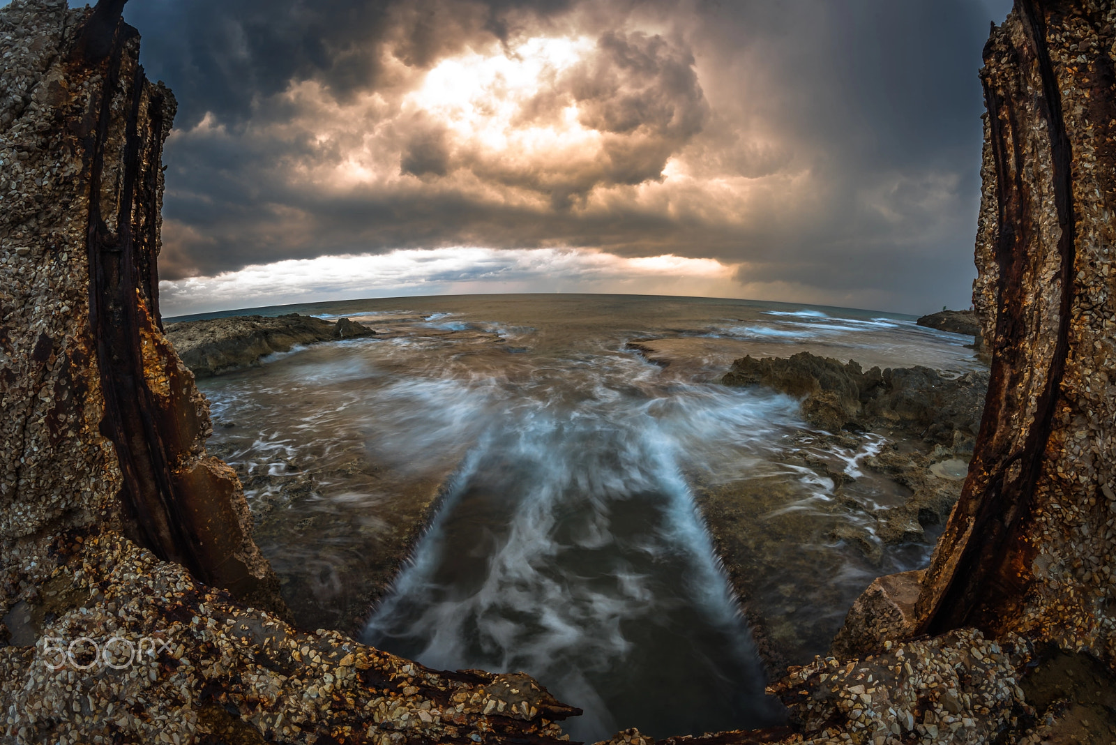 Samyang 12mm F2.8 ED AS NCS Fisheye sample photo. K e y photography