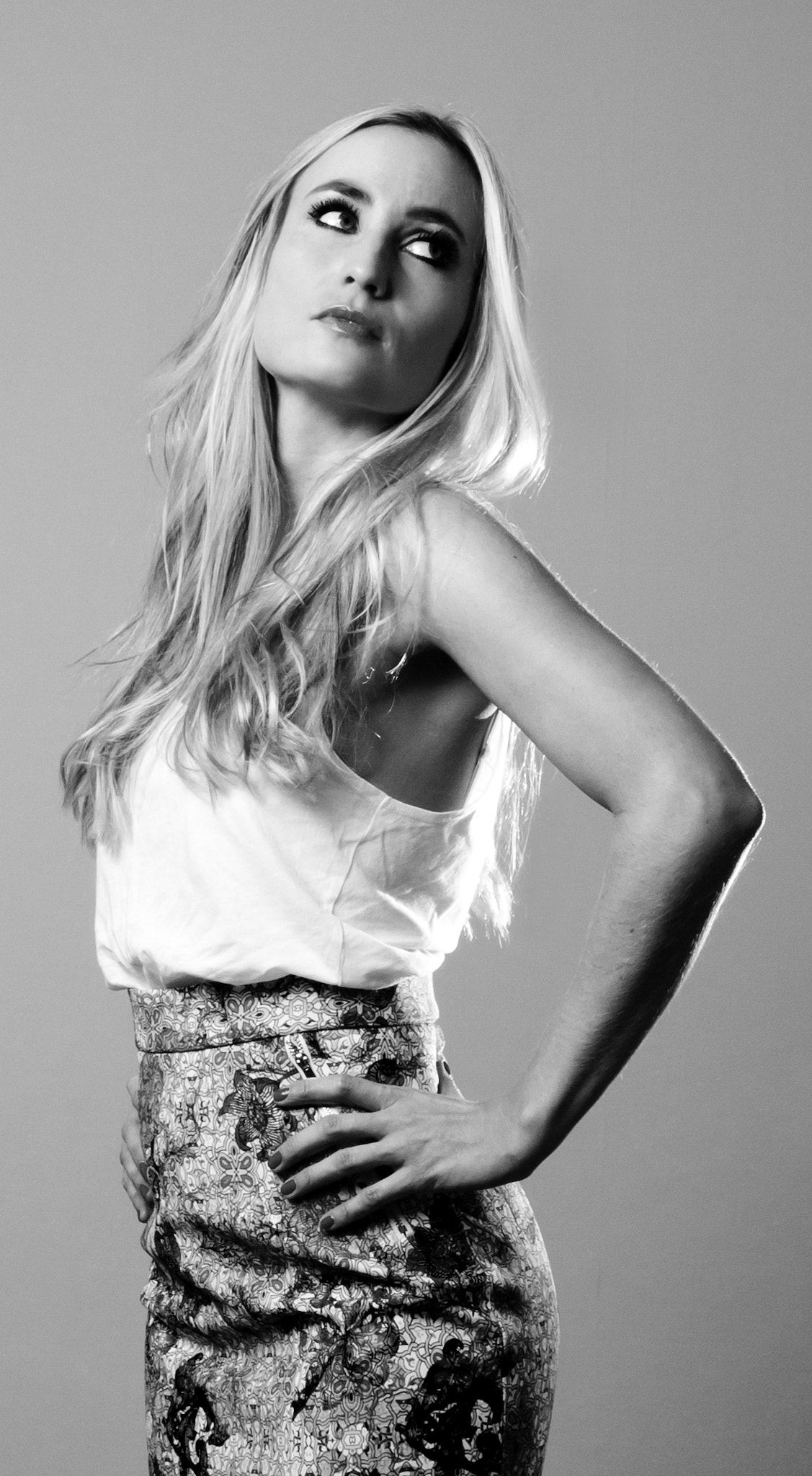 Sigma 18-35mm f/1.8 DC HSM sample photo. Black and white portrait of a girl photography