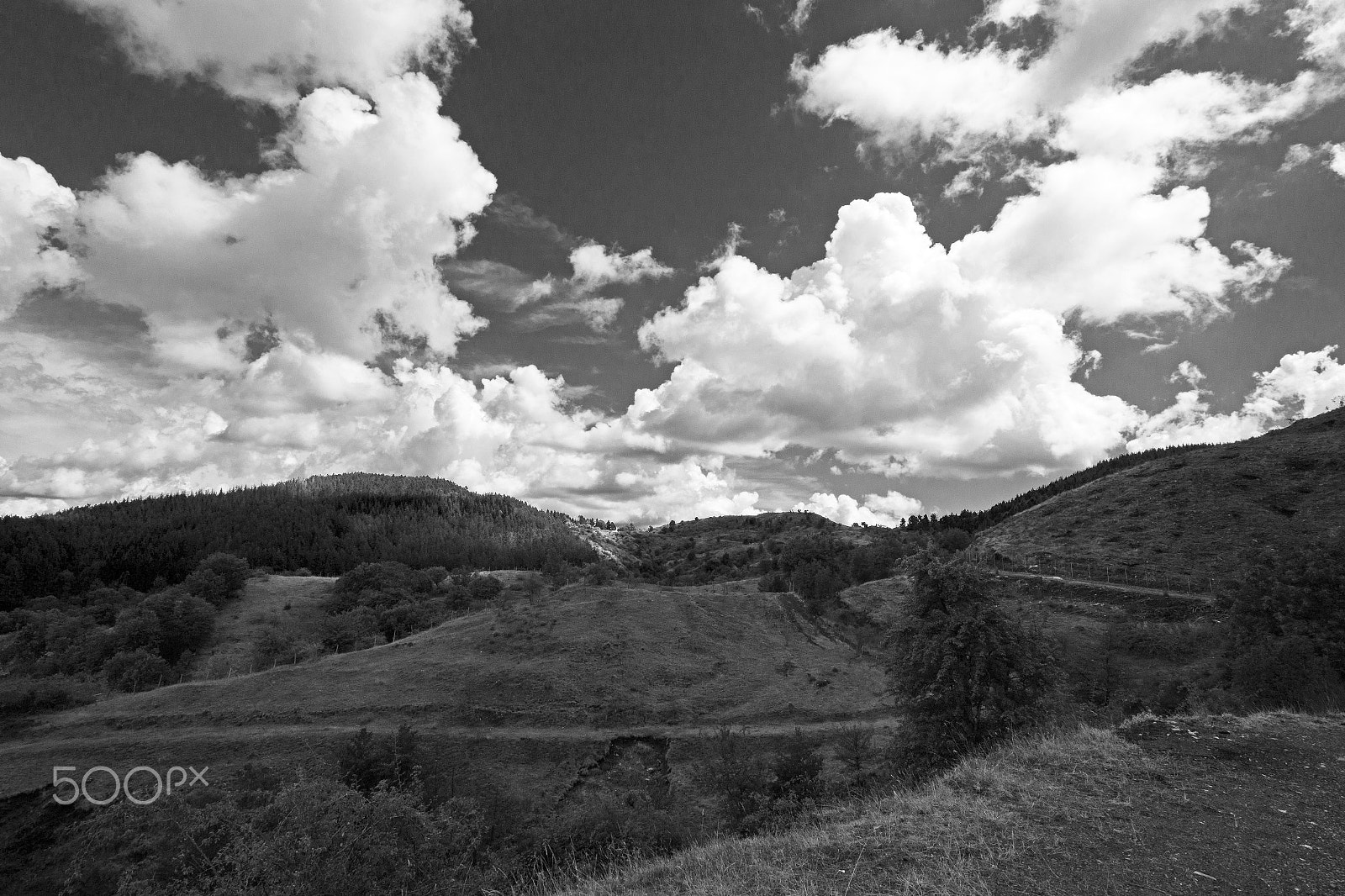 Samsung NX30 + Samsung NX 12-24mm F4-5.6 ED sample photo. There's always another cloud photography