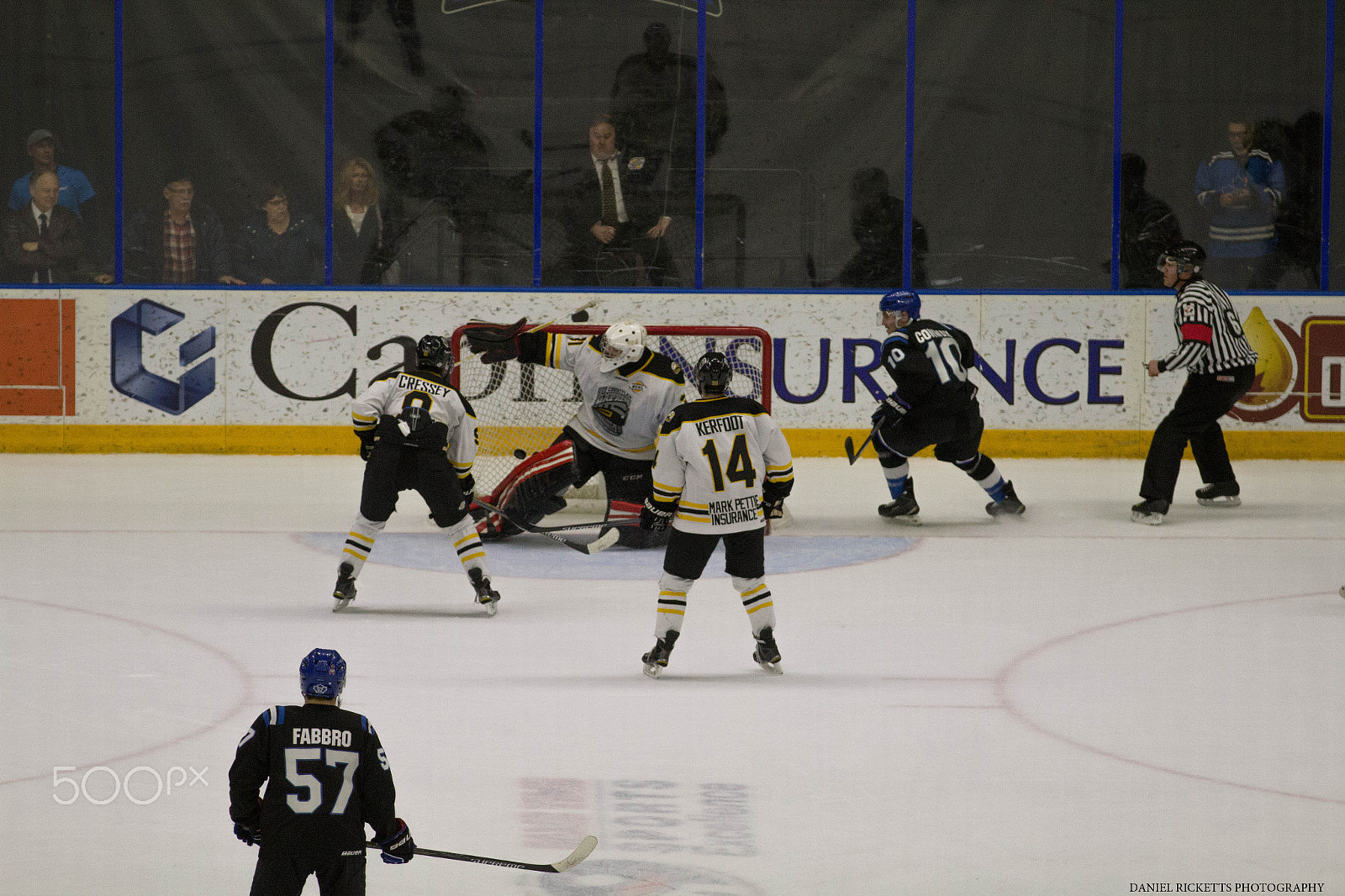 Canon EOS 1200D (EOS Rebel T5 / EOS Kiss X70 / EOS Hi) sample photo. Penticton vees winning goal photography