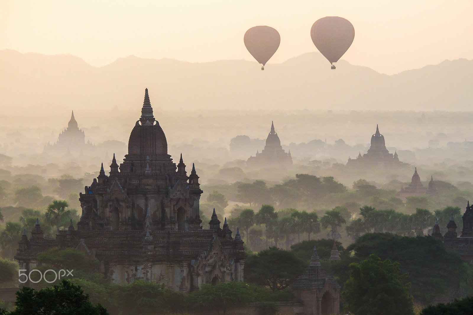 Panasonic Lumix DMC-GH3 sample photo. Sunrise at bagan photography