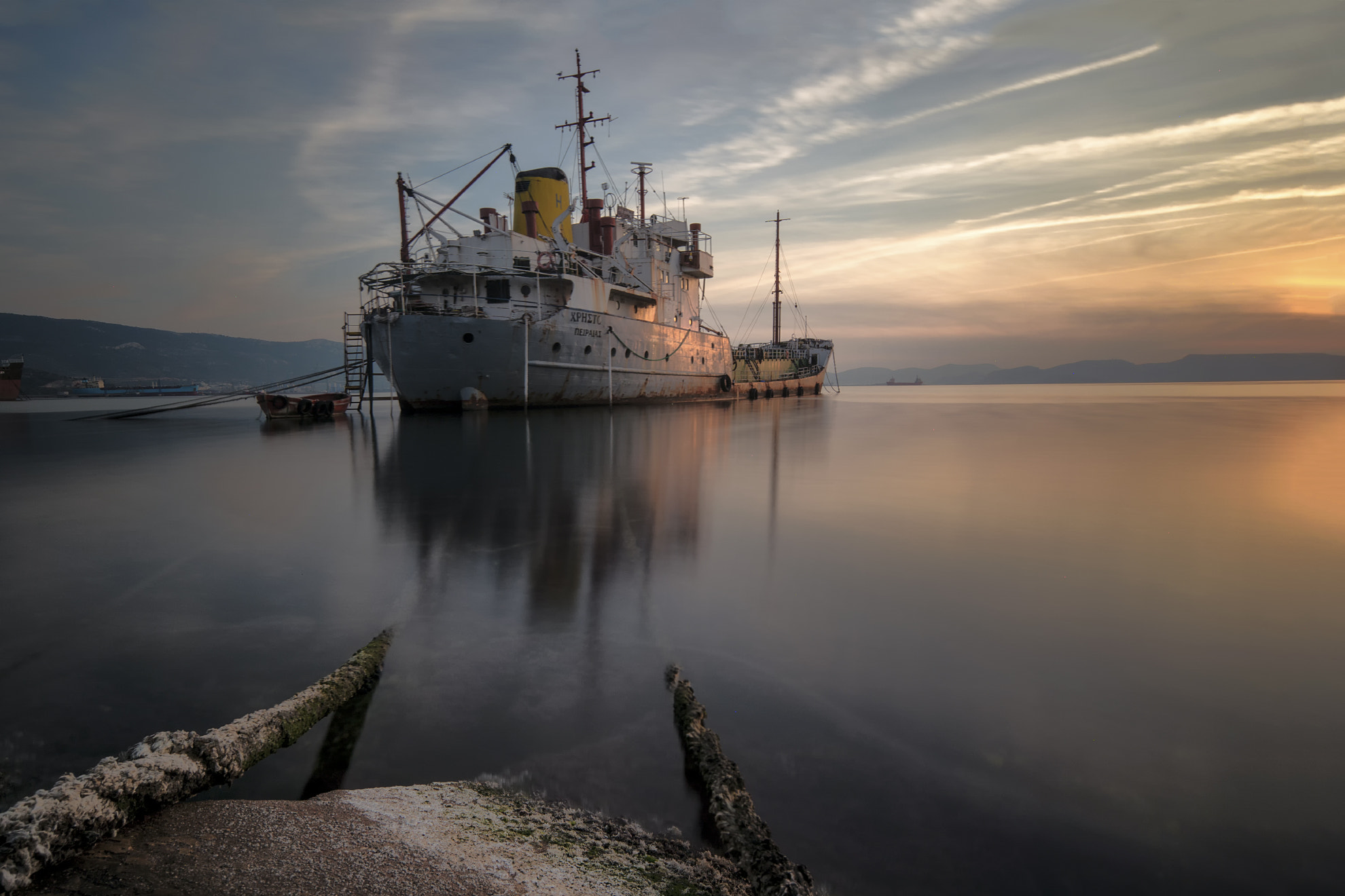 Samsung NX 12-24mm F4-5.6 ED sample photo. Taking the long way photography