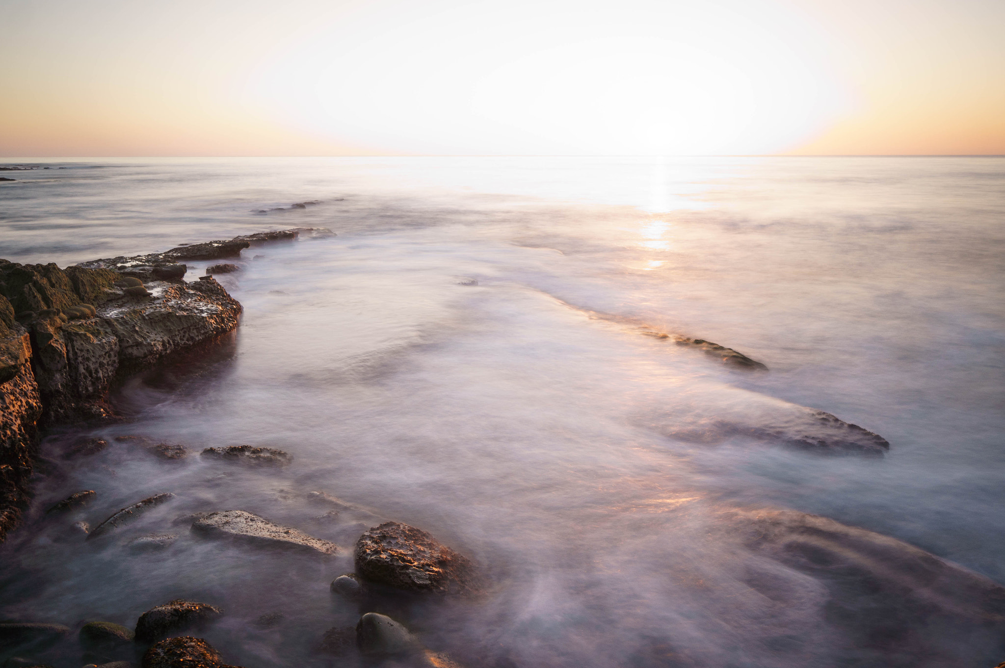 Sony Alpha NEX-5N + Sony E 10-18mm F4 OSS sample photo. La jolla beach sunset photography