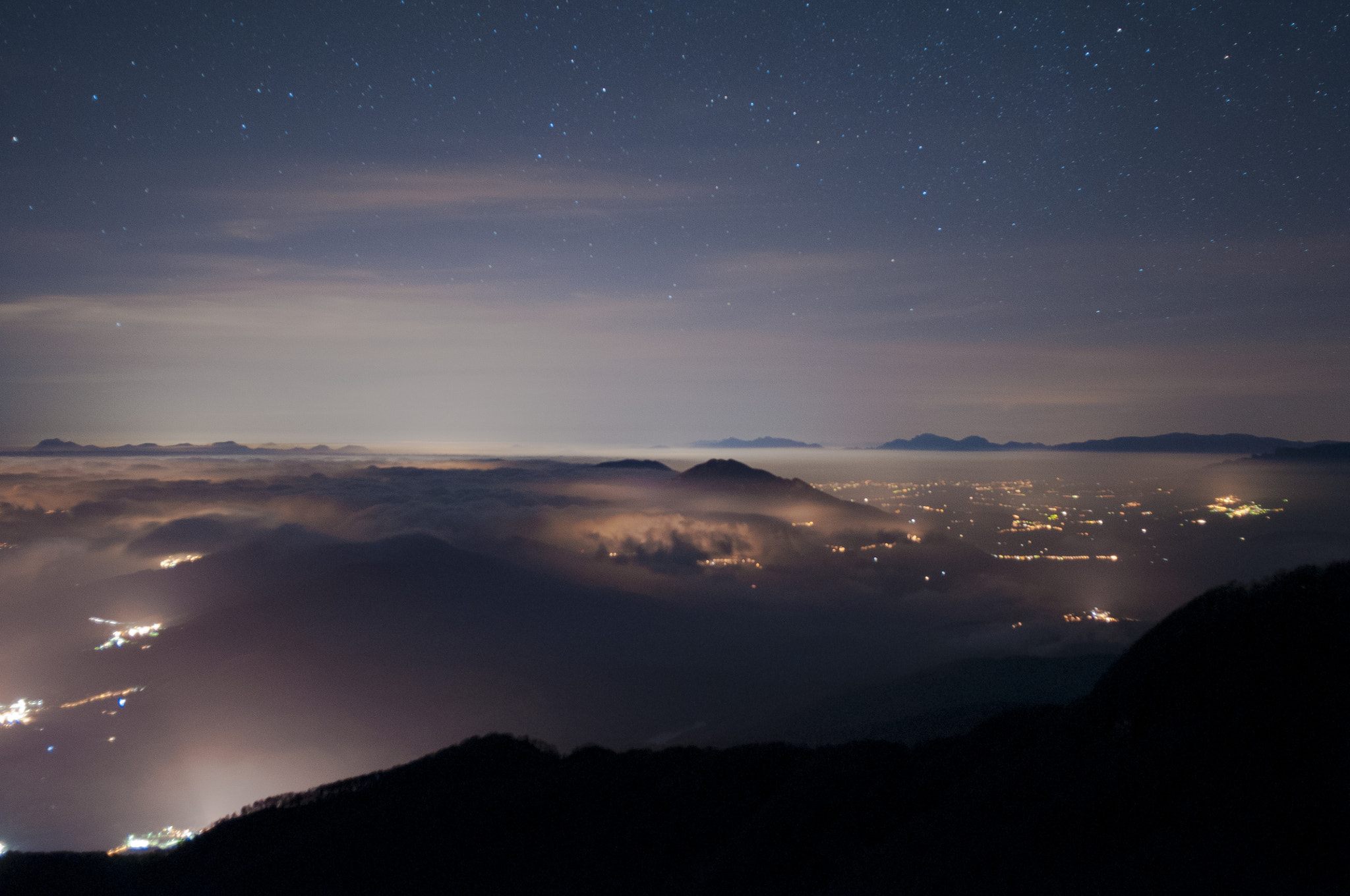 Nikon D90 + AF Nikkor 28mm f/2.8 sample photo. Mountain skyline ii photography