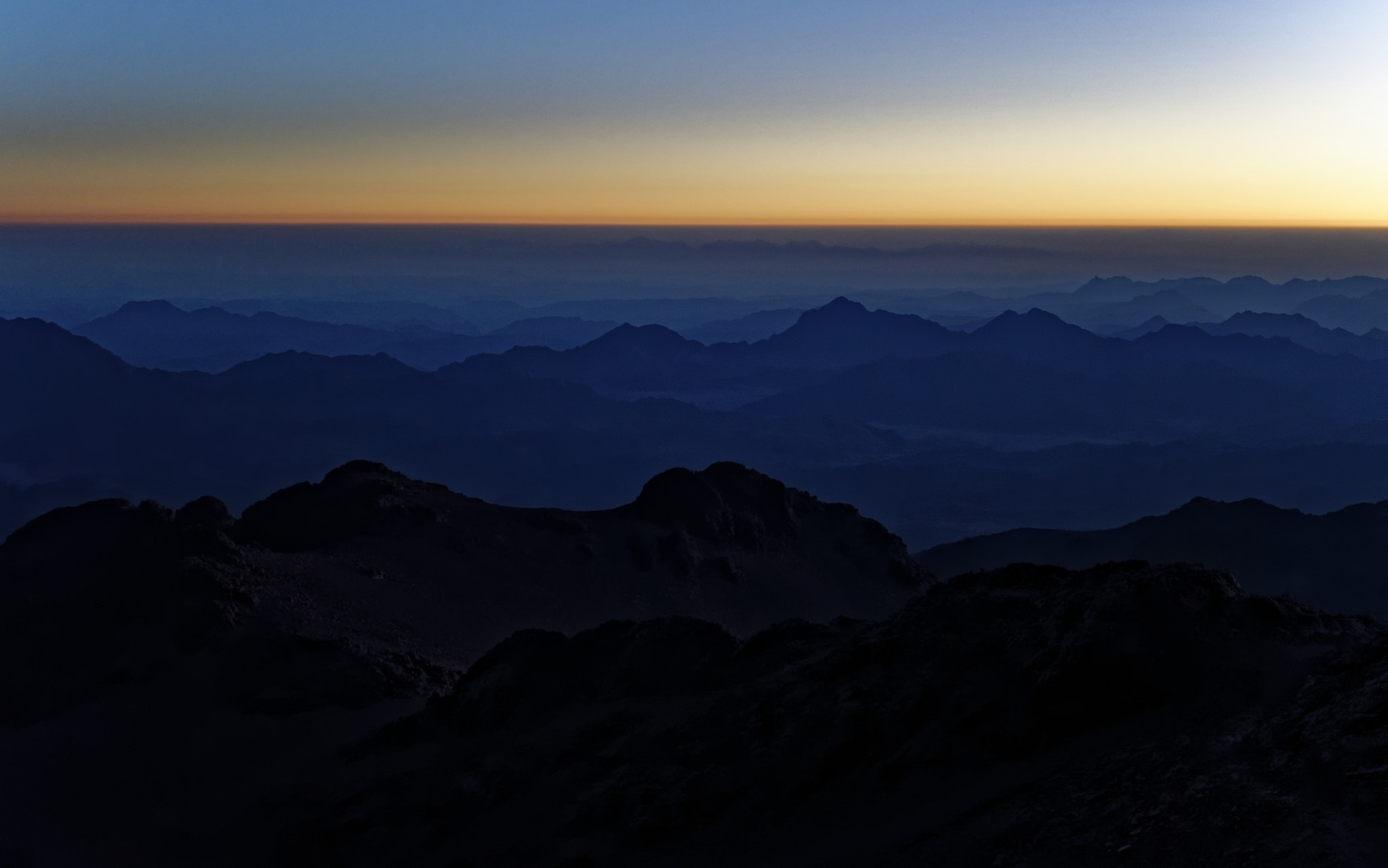 Nikon D3200 + Sigma 18-35mm F1.8 DC HSM Art sample photo. Sunrise from mountain catherine photography