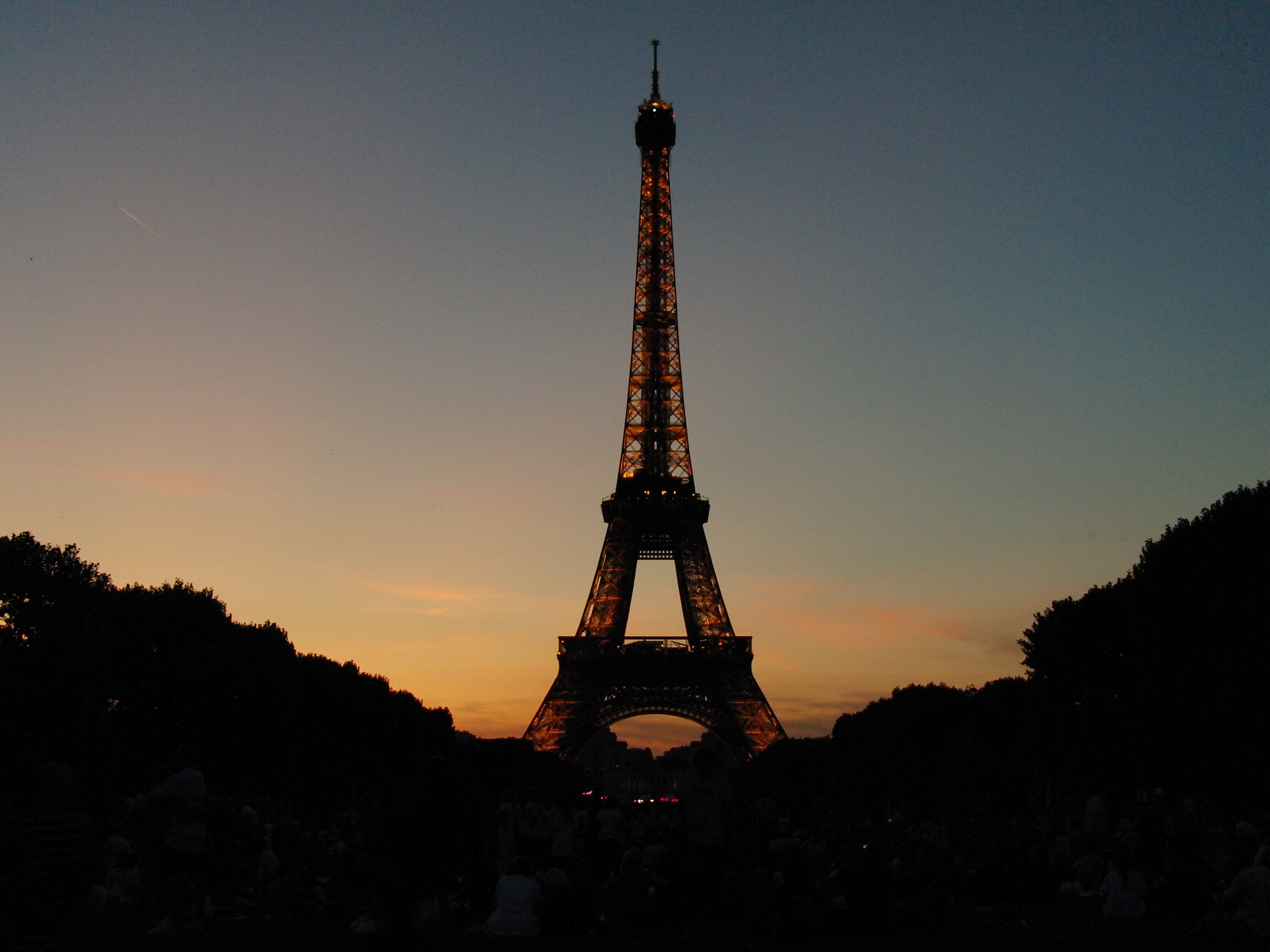 CASIO EX-F1 sample photo. Paris photography
