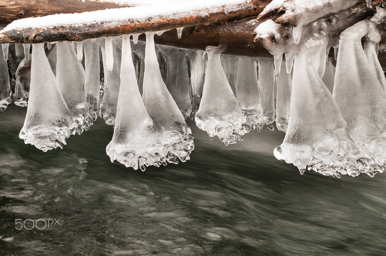 Pentax K-7 sample photo. Ice photography