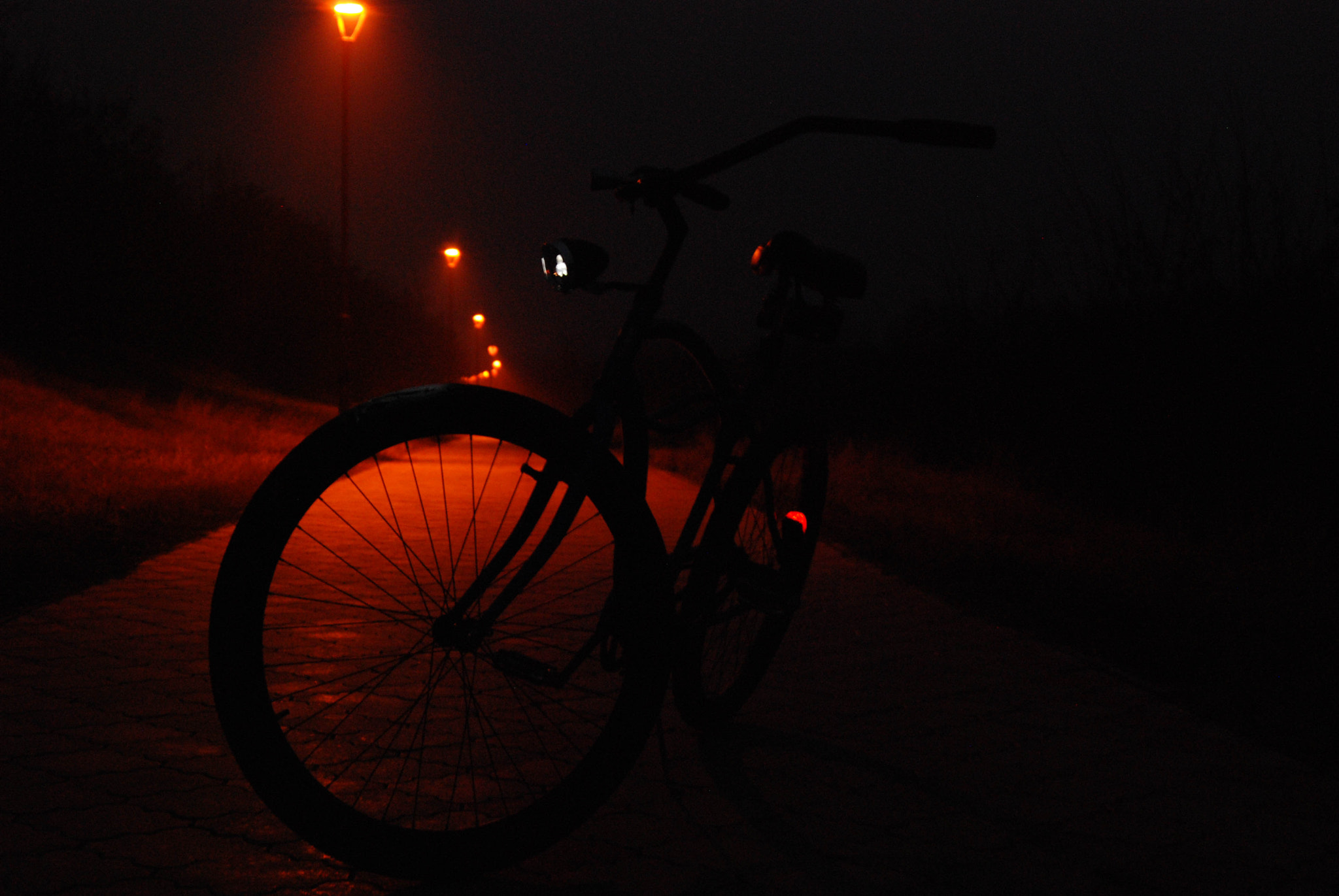 AF Zoom-Nikkor 28-80mm f/3.3-5.6G sample photo. Night ride, cruiser photography