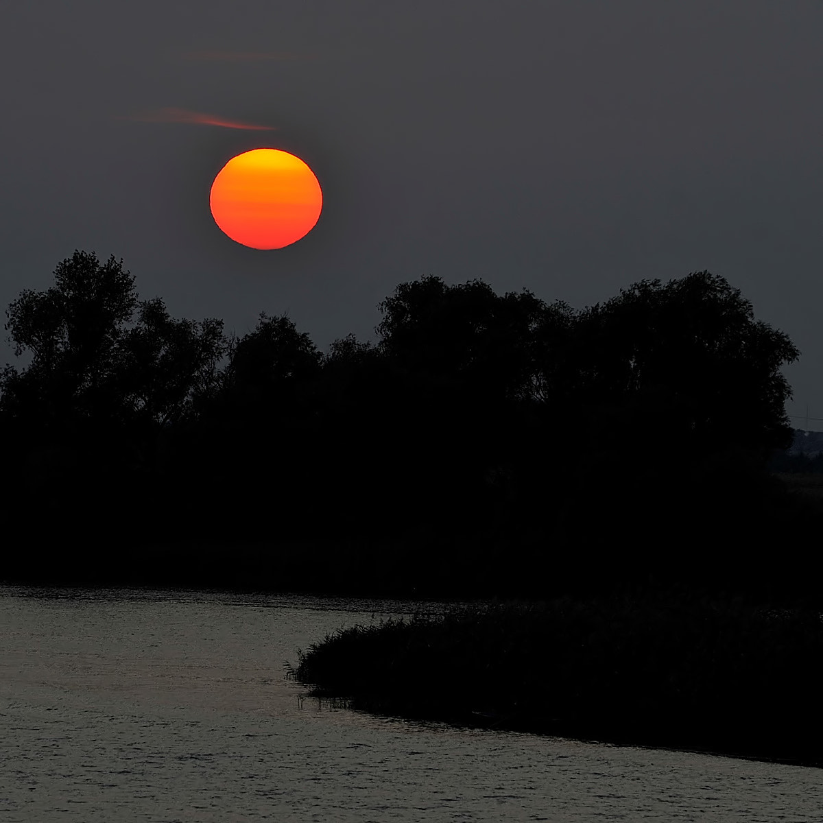 Nikon D3X sample photo. Sunset on the dnieper river ucraina photography