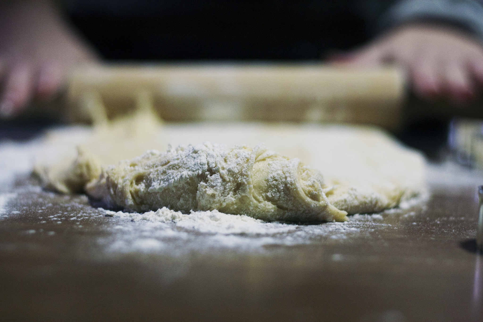 Canon EOS 30D + Canon EF 50mm F1.8 II sample photo. Christmas baking. photography