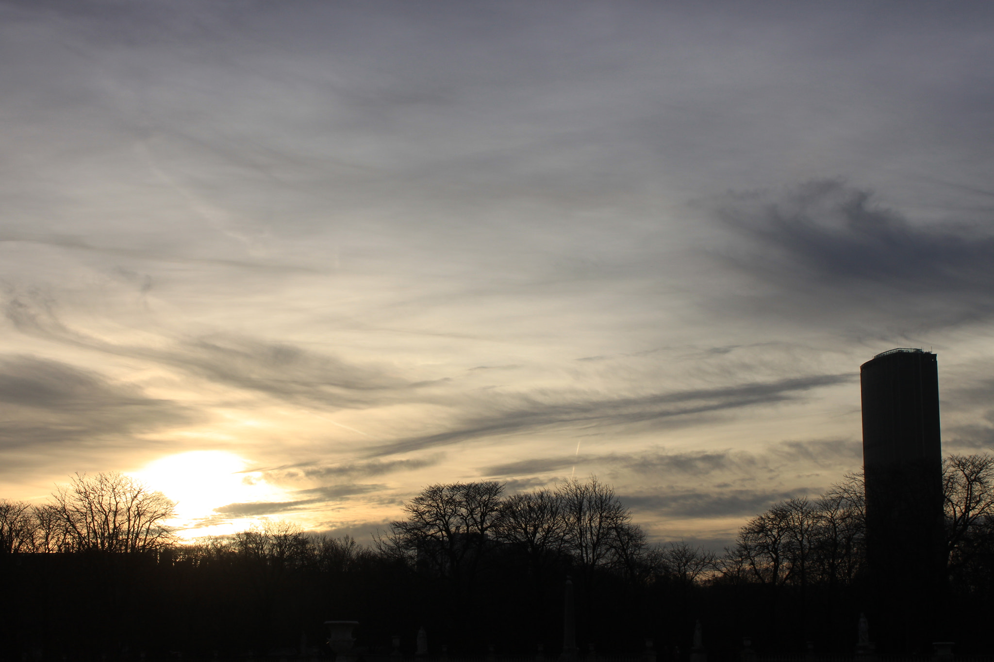 Canon EF 28-105mm f/3.5-4.5 USM sample photo. Sky from the "jardin du luxembourg" photography